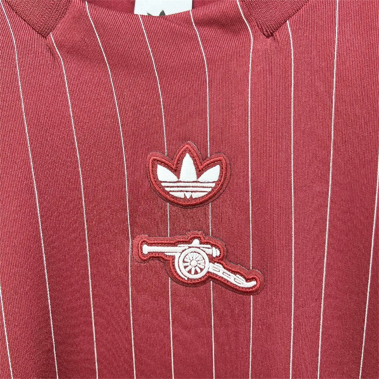 Arsenal 25-26 Trefoil White Lines Red Travel Jersey - Fans Version - UnitedFutballJersey