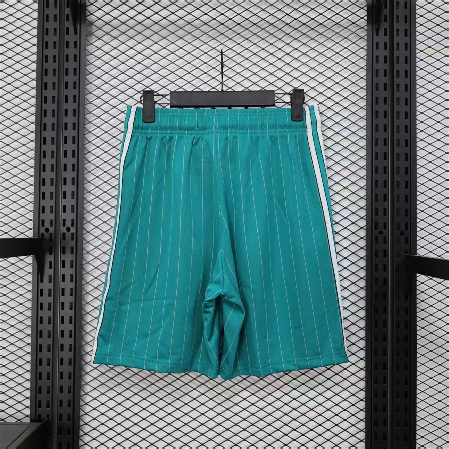 Liver.pool 25-26 Trefoil Cyan Travel Shorts - Player Version - UnitedFutballJersey