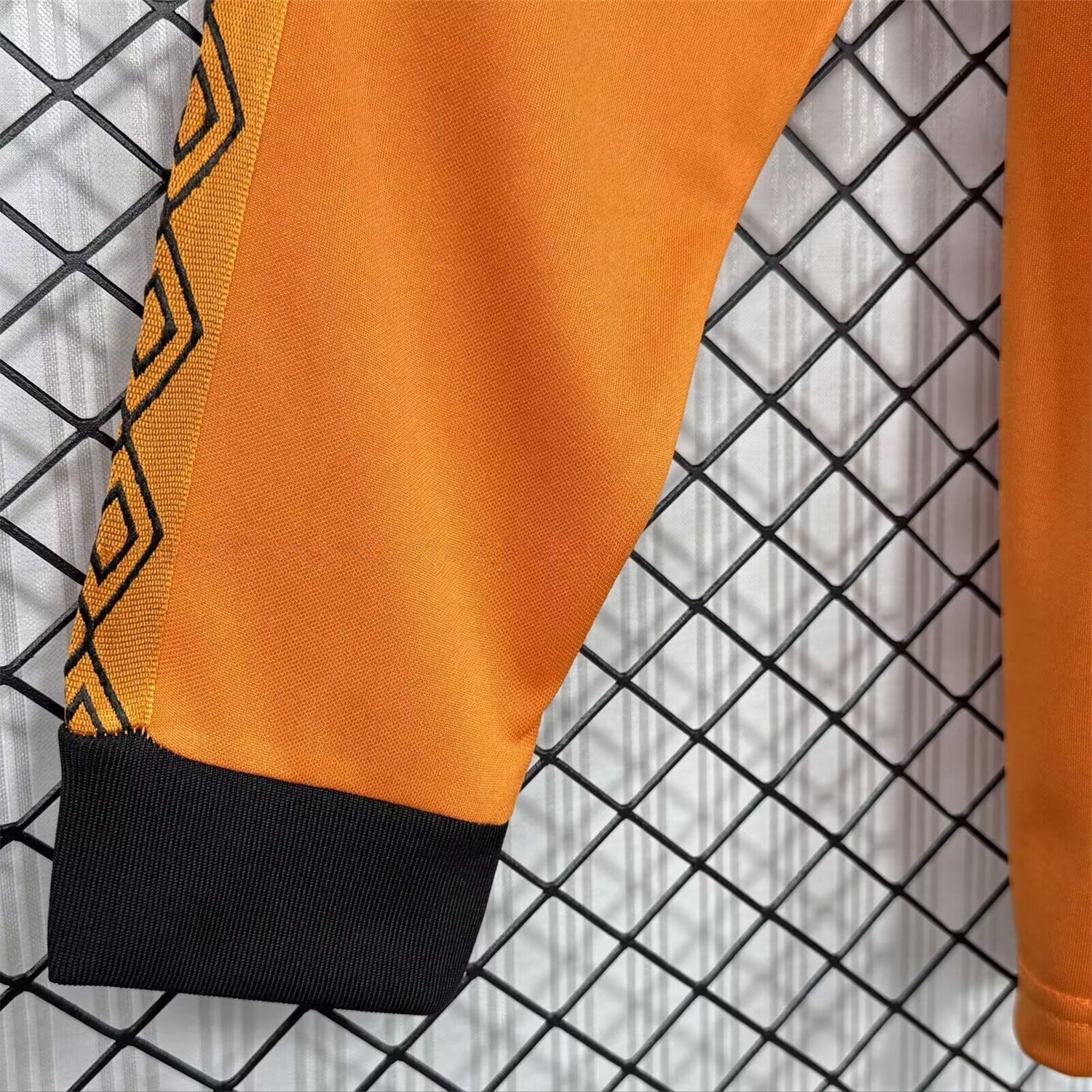 Retro Wolverhampton Wanderers Wolves 1979-82 Home Long Sleeves Jersey - Fans Version - UnitedFutballJersey