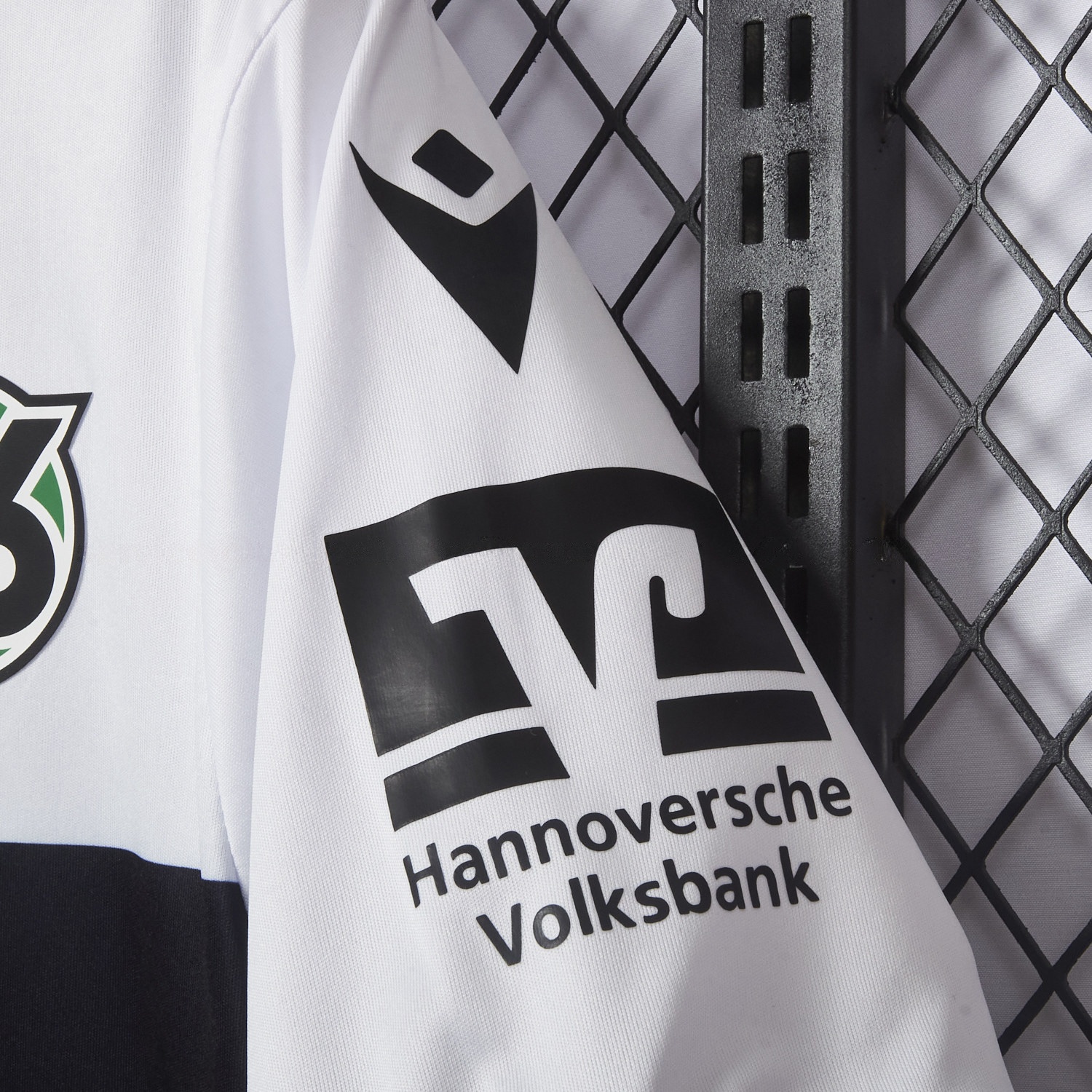 Hannover 96 25-26 Third White Jersey - Fans Version - UnitedFutballJersey