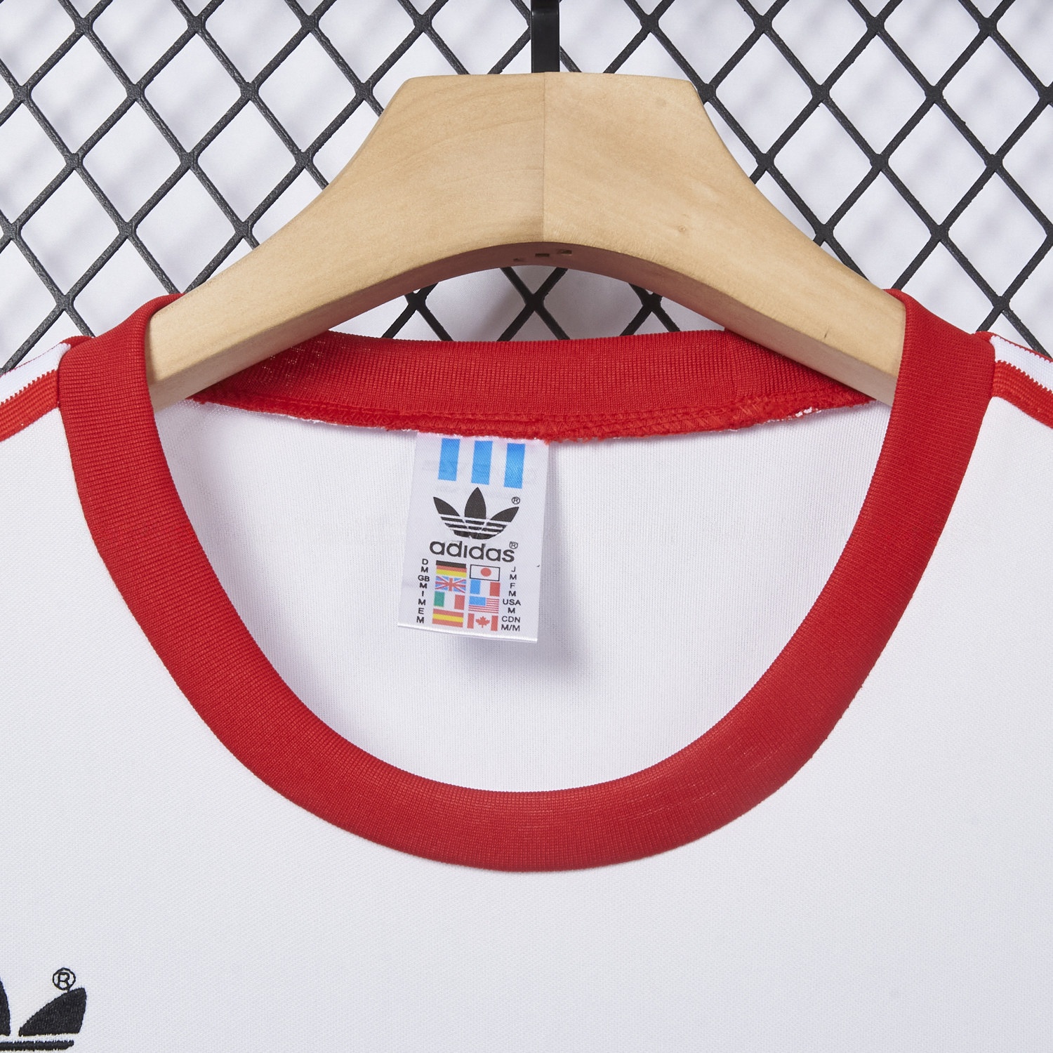 Retro 1. FC Köln 1976-77 Away White Jersey - UnitedFutballJersey