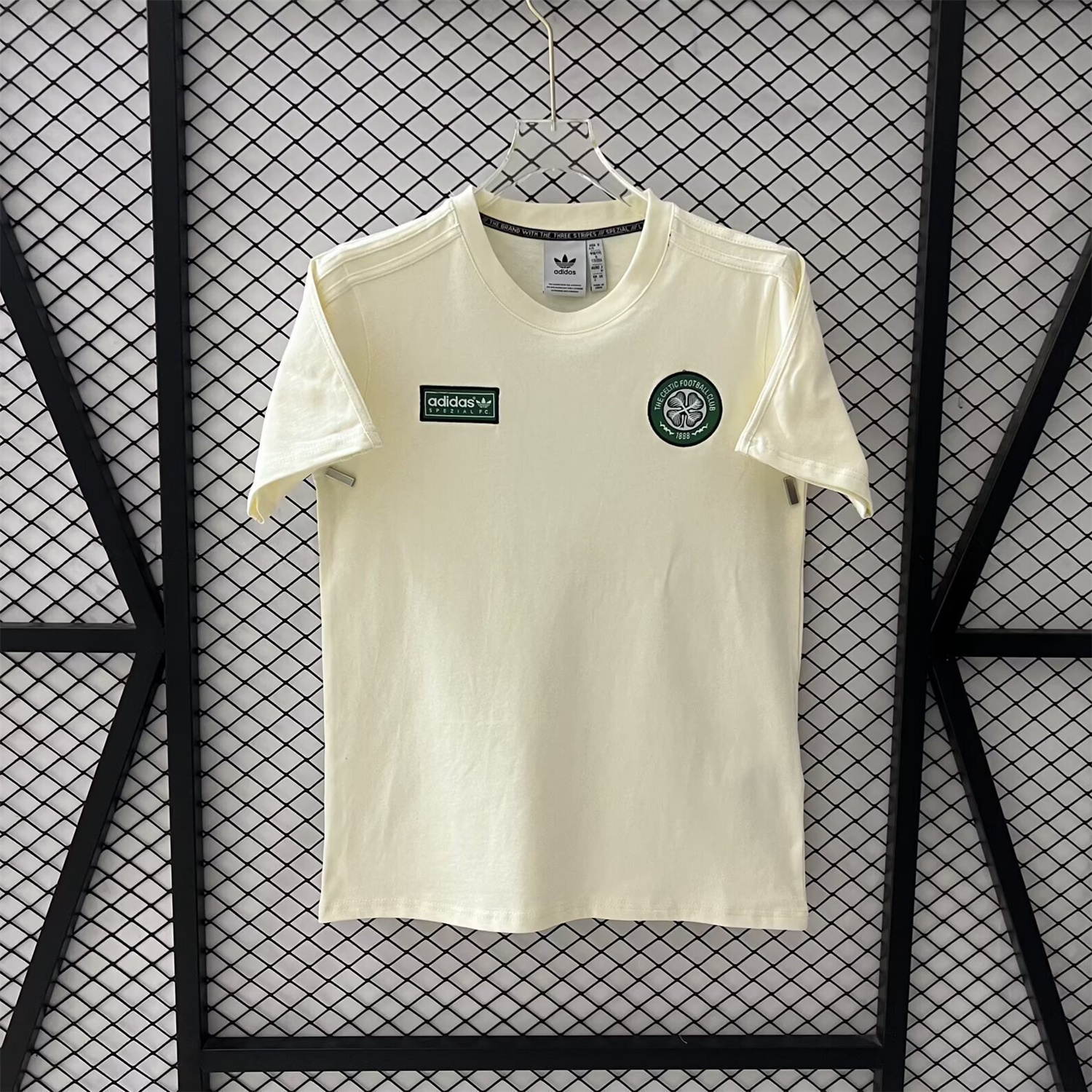 Celtic 25-26 Beige Casual Shirt - UnitedFutballJersey