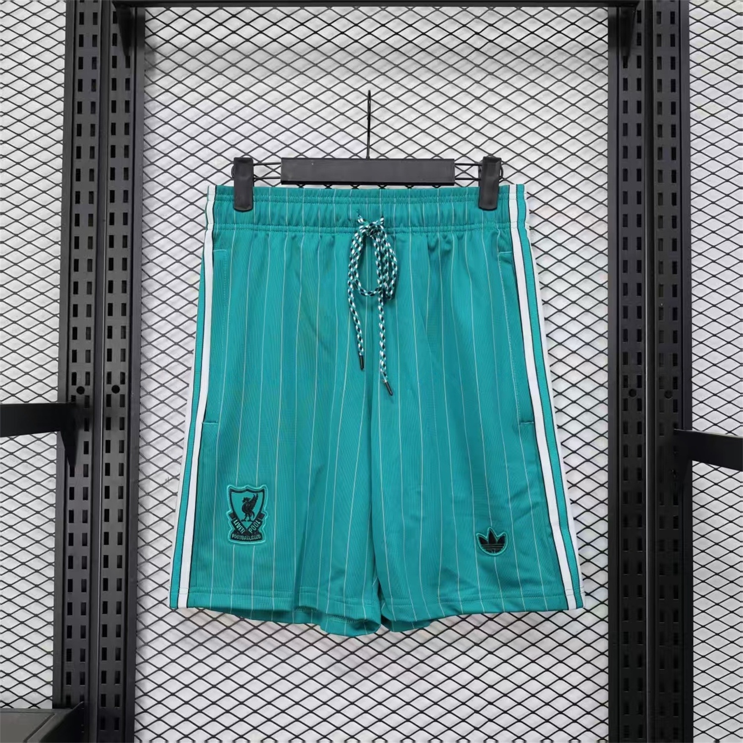 Liver.pool 25-26 Trefoil Cyan Travel Shorts - Player Version - UnitedFutballJersey
