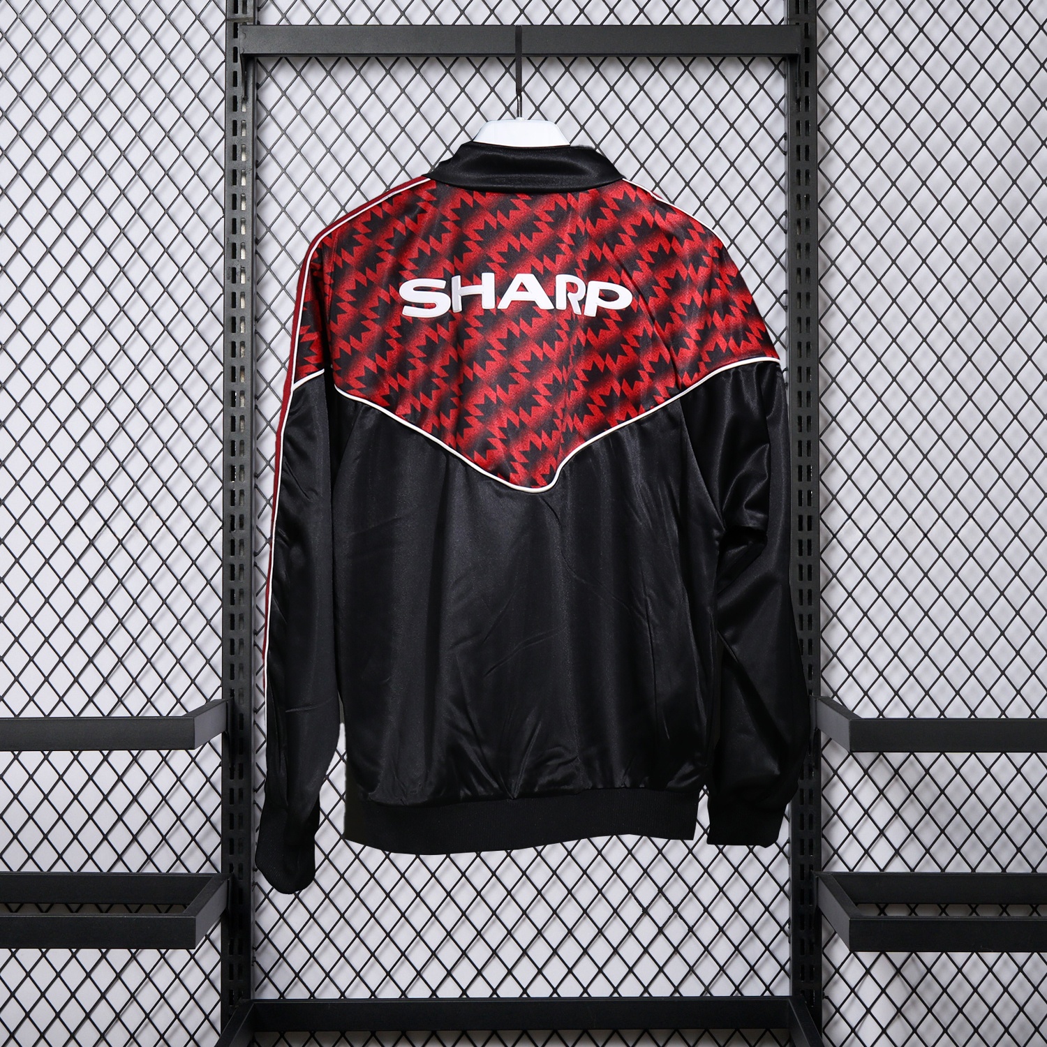 Manchester United 25-26 Training Set - Red Black Top and Black Pants - UnitedFutballJersey