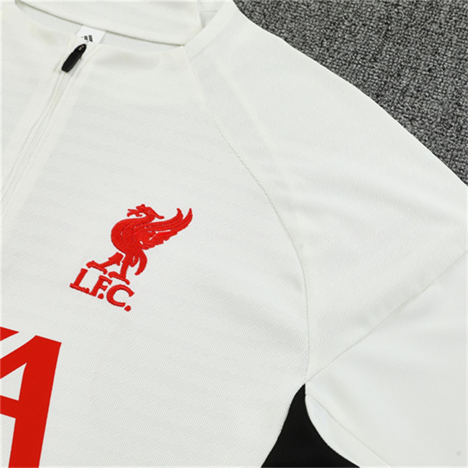 Liver.pool 25-26 Long Sleeve Training Set - Player Version - White Top & Black Pants - UnitedFutballJersey