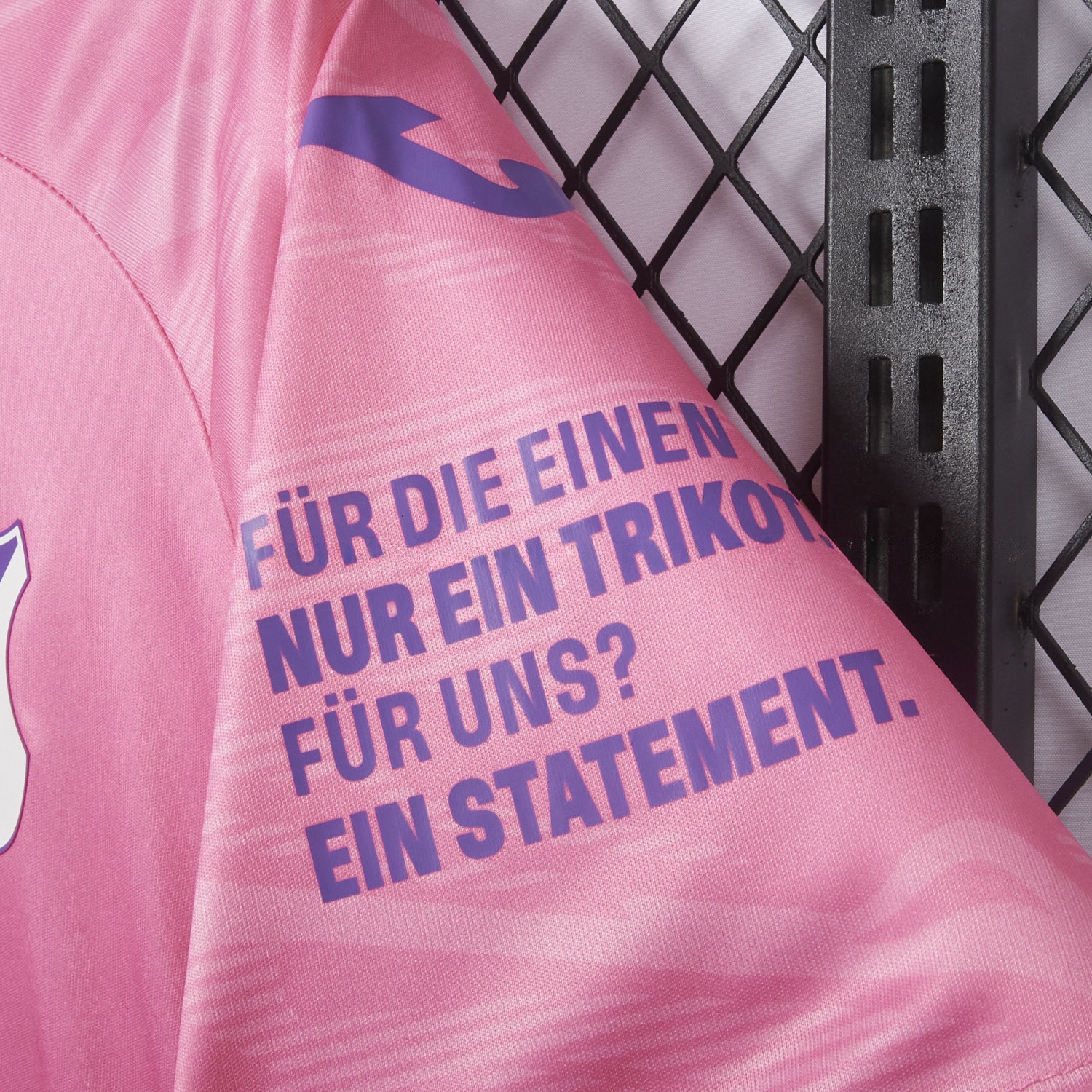 Hoffenheim 25-26 Breast Cancer Awareness Special Jersey - Fans Version - UnitedFutballJersey