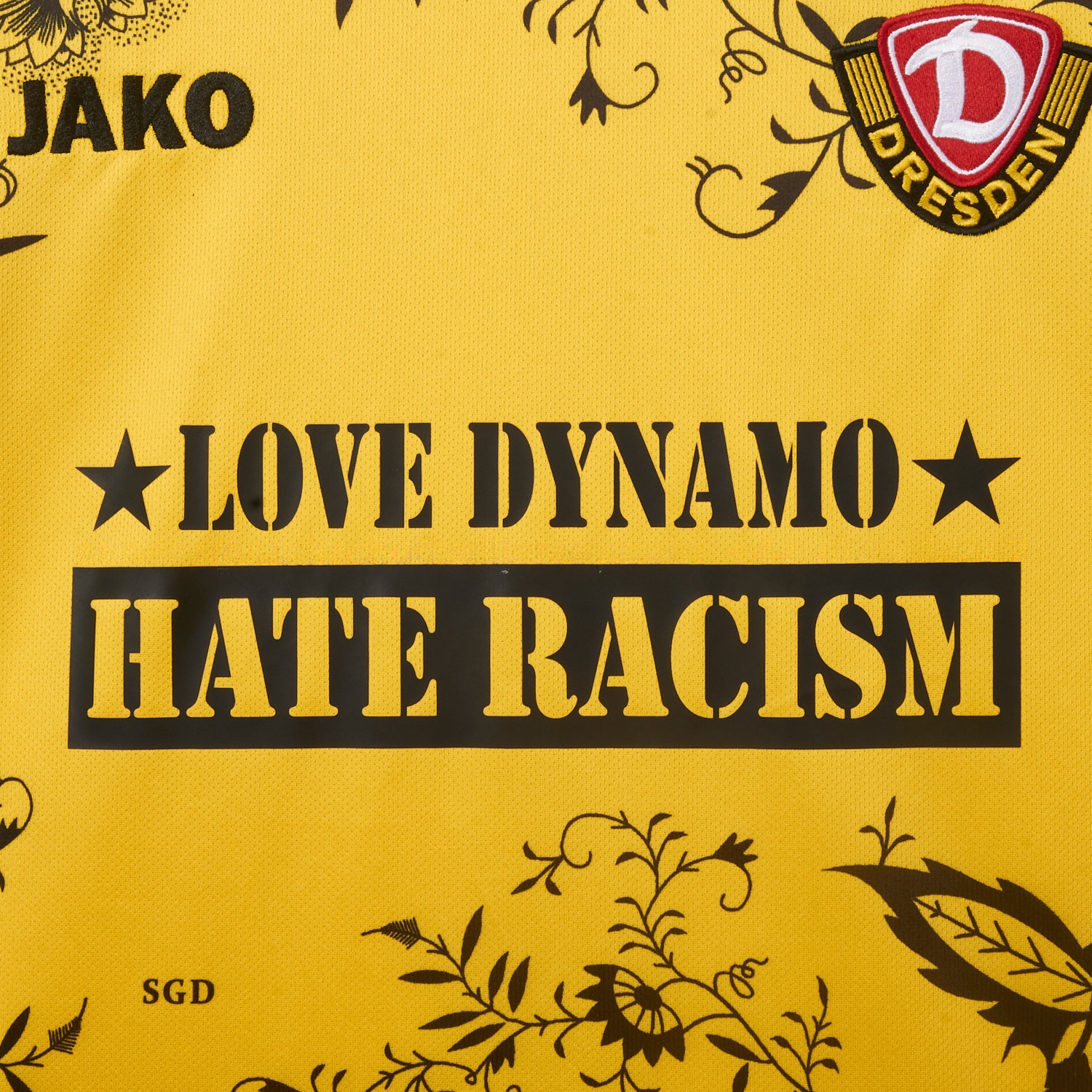 Dynamo Dresden 25-26 HATE RACISM Special Jersey - Fans Version - UnitedFutballJersey