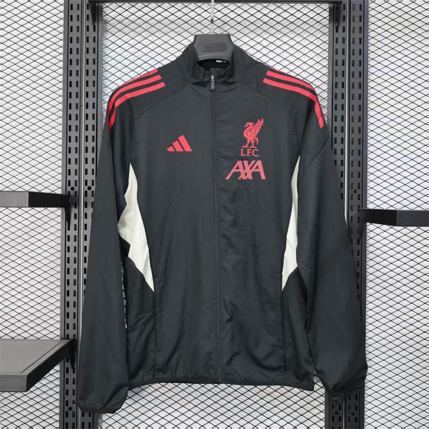 Liver.pool 25-26 Black Windbreaker Jacket - UnitedFutballJersey