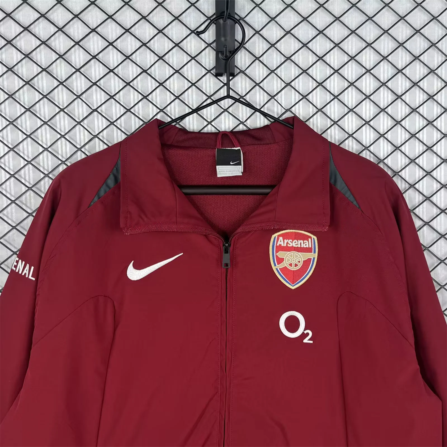 Retro Arsenal 2005-06 Home Windbreaker Jacket - Red - UnitedFutballJersey