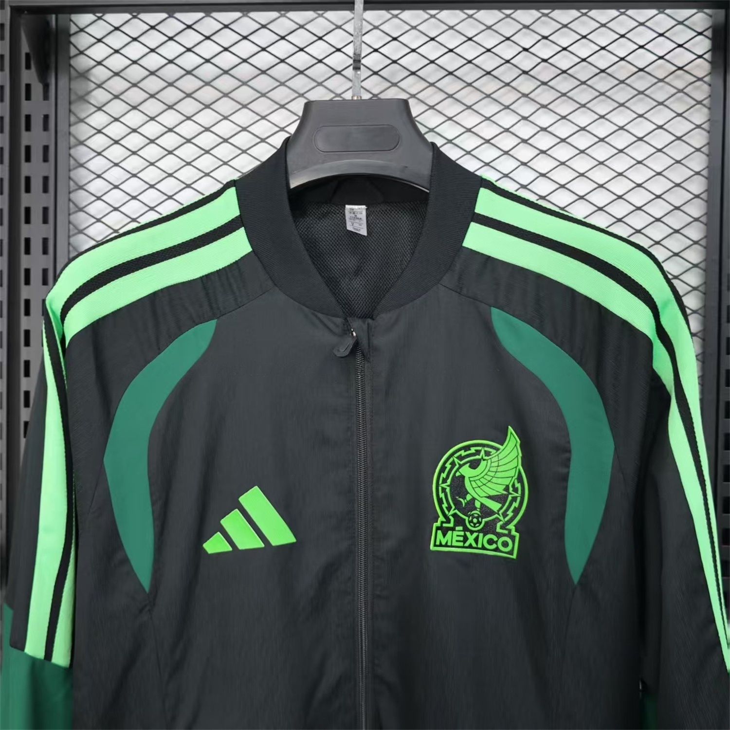 Mexico 25-26 Green And Black Windbreaker Jacket - UnitedFutballJersey