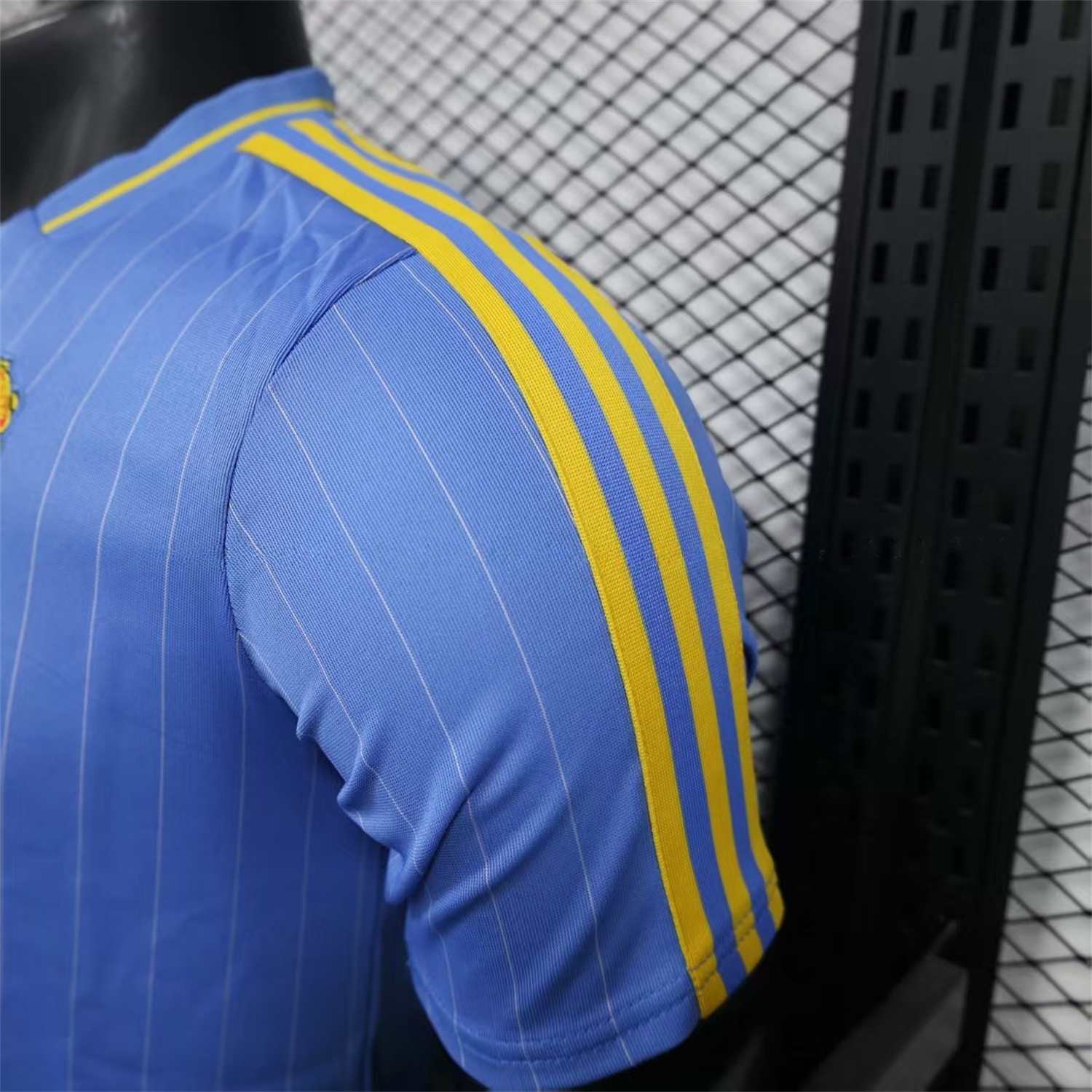 Manchester United 25-26 Icon Travel Special Edition Blue Jersey - Player Version - UnitedFutballJersey