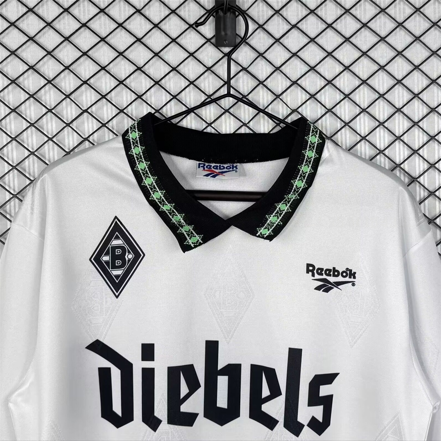 Retro Borussia Mönchengladbach 1995-96 Home Long Sleeves Jersey - UnitedFutballJersey