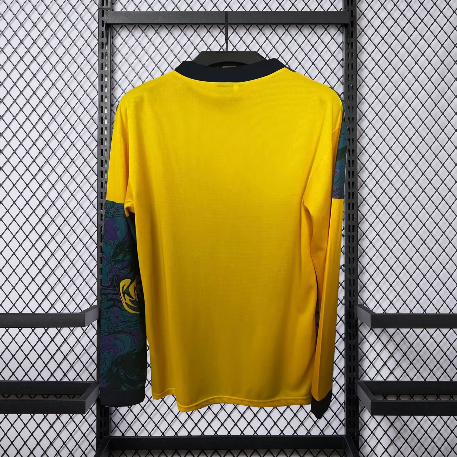 Retro England 1995 Yellow Goalkeeper Long Sleeve Jersey - UnitedFutballJersey