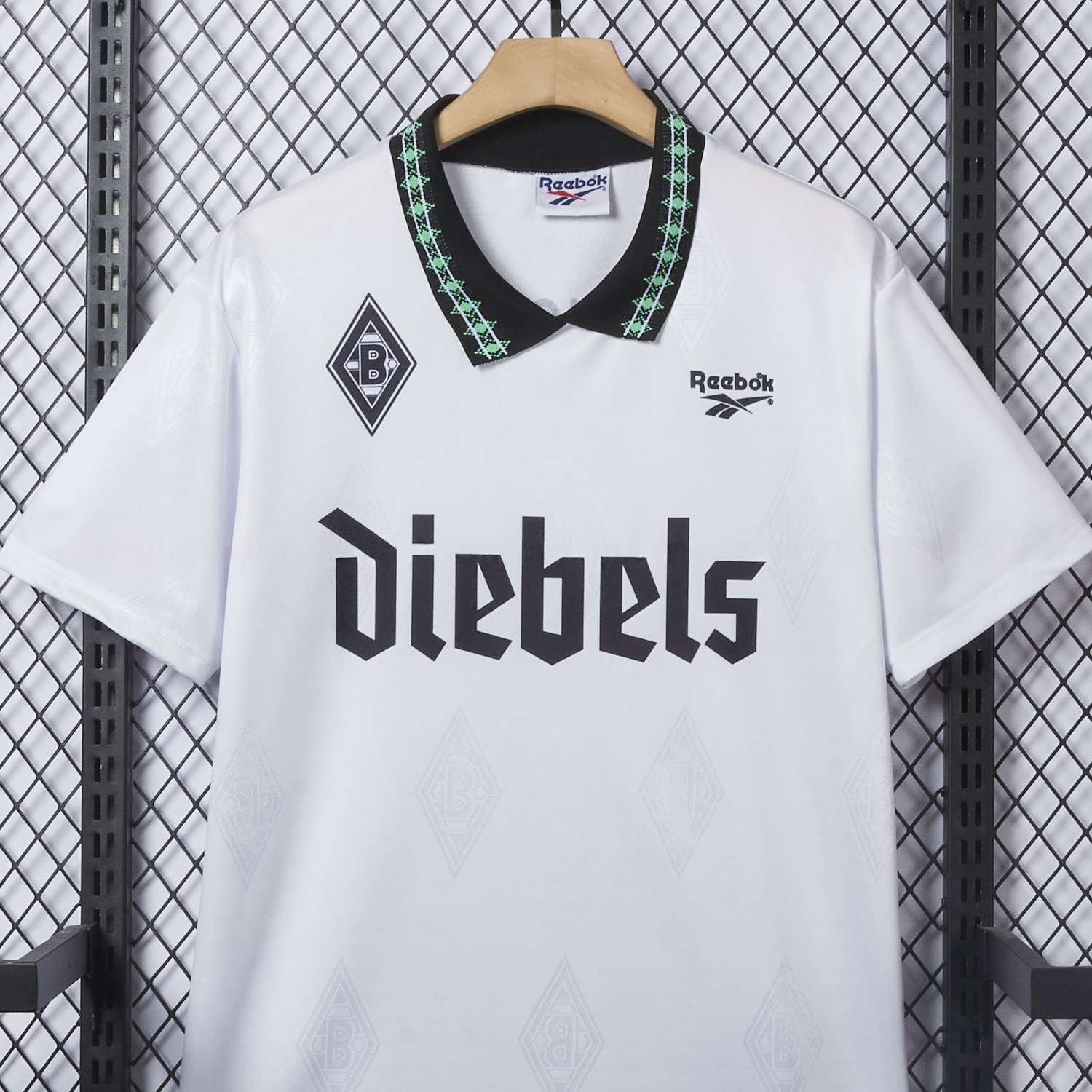 Retro Borussia Mönchengladbach 1995-96 Home Jersey - UnitedFutballJersey