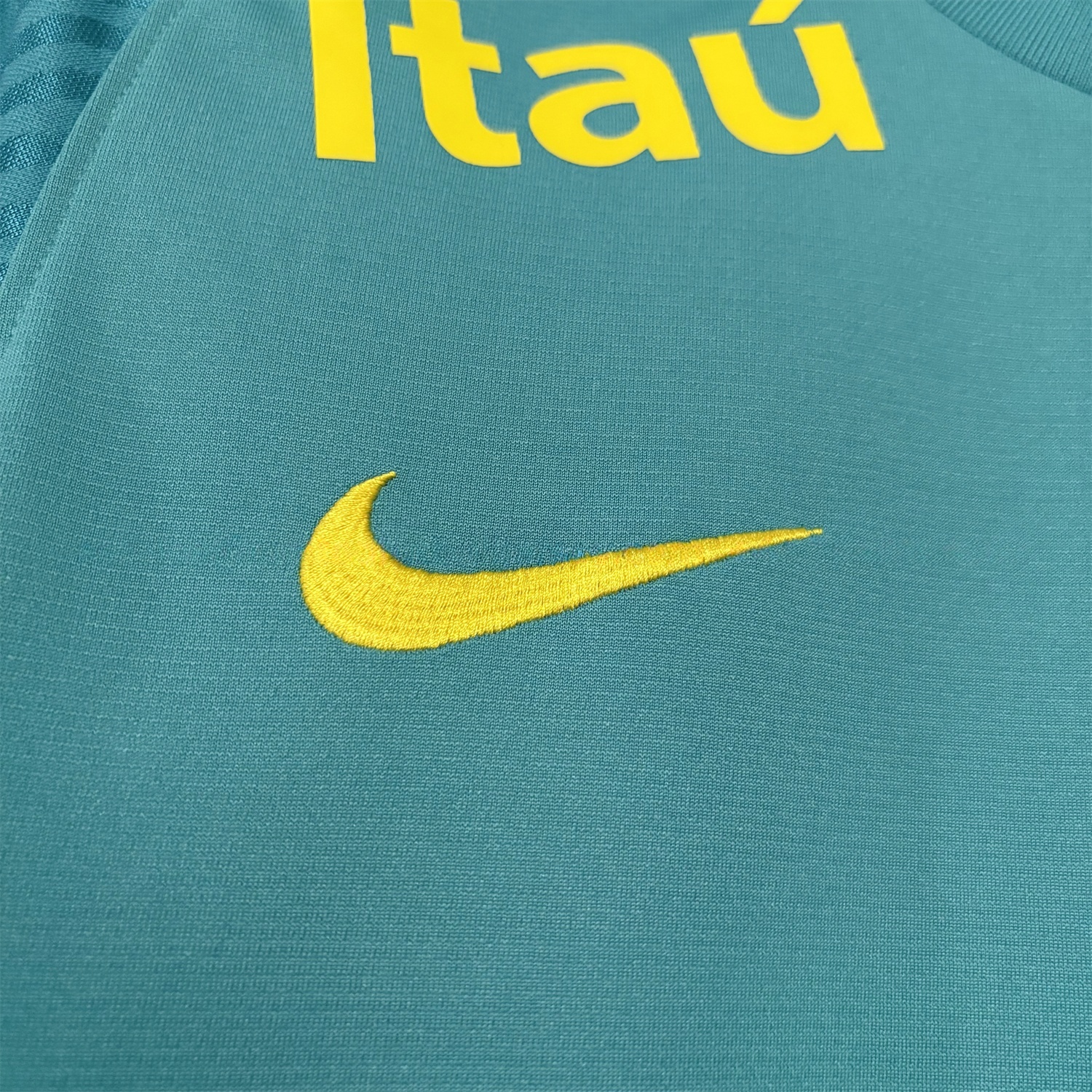 Retro Brazil 2022 Pre-Match Cyan Special Jersey - UnitedFutballJersey