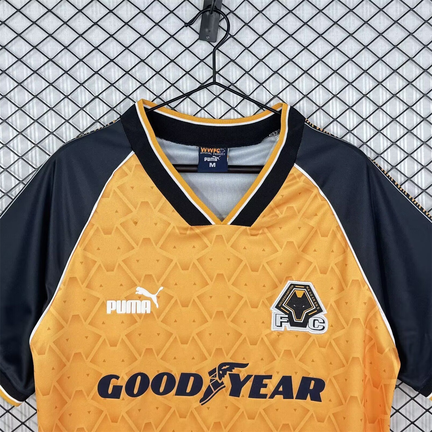 Retro Wolverhampton Wanderers Wolves 1996-98 Home Jersey - UnitedFutballJersey