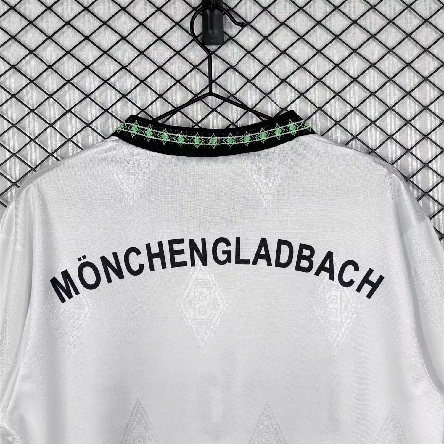 Retro Borussia Mönchengladbach 1995-96 Home Long Sleeves Jersey - UnitedFutballJersey