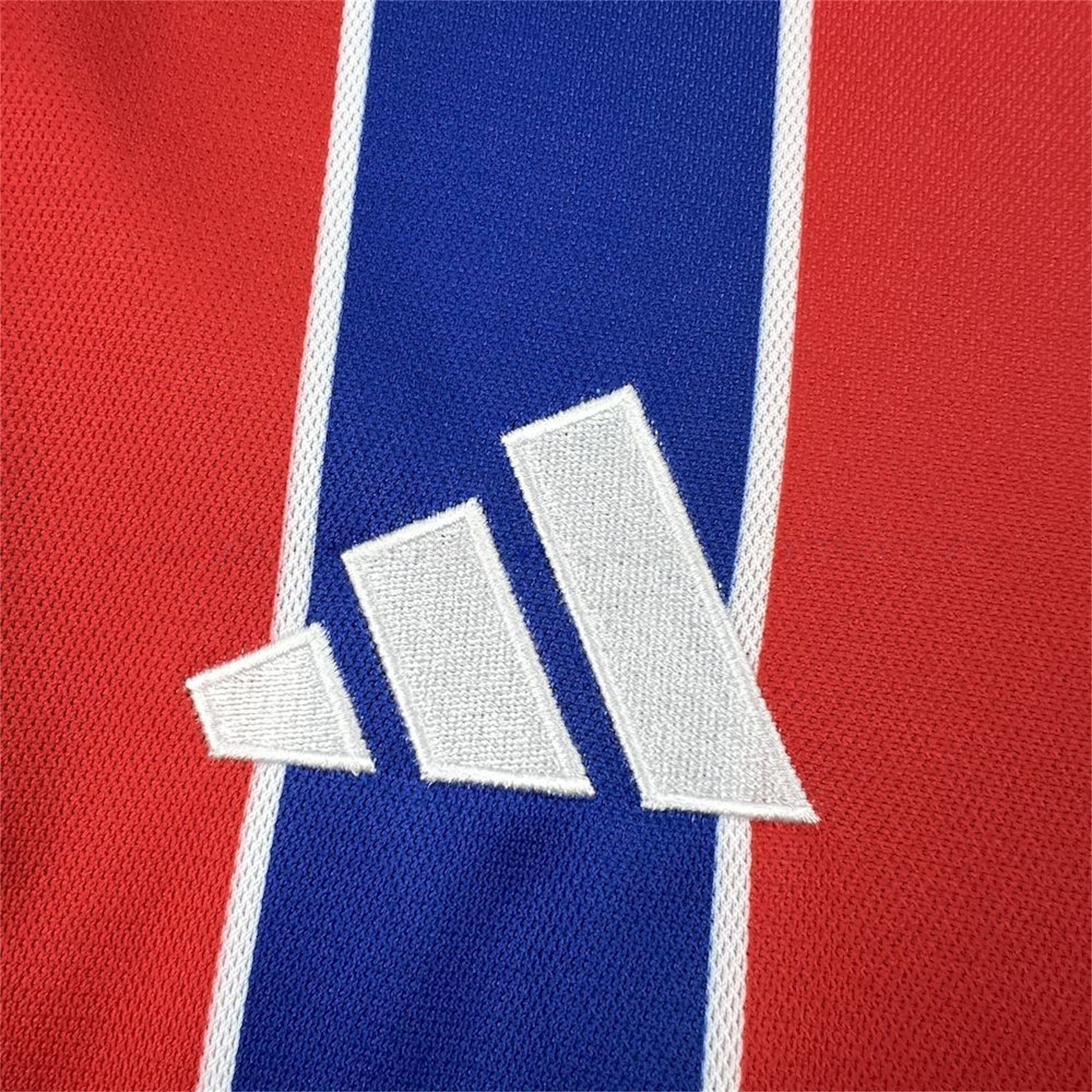 Colo Colo 25-26 Red And Blue Third Jersey - Fans Version - UnitedFutballJersey