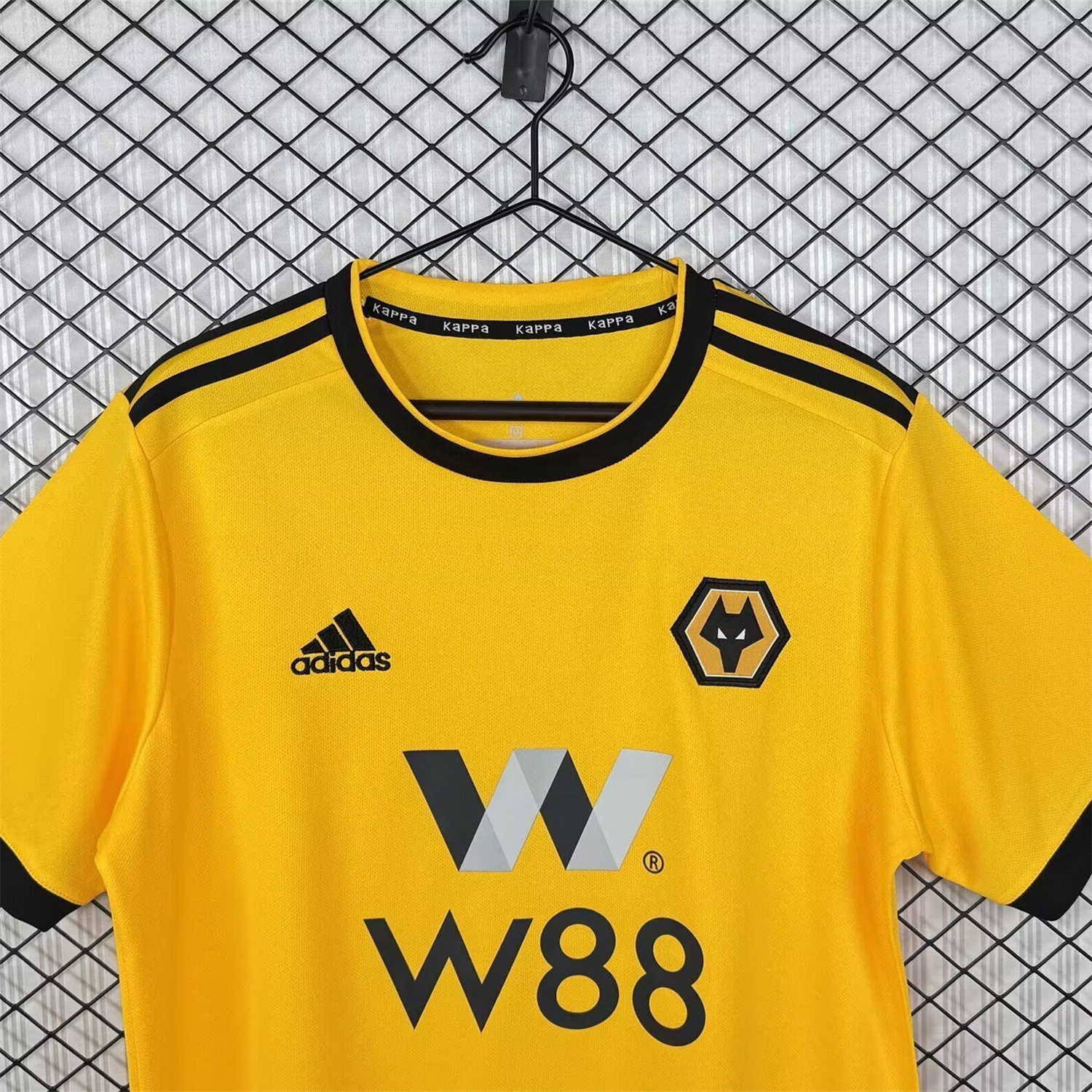 Retro Wolverhampton Wanderers Wolves 2018-19 Home Jersey - UnitedFutballJersey