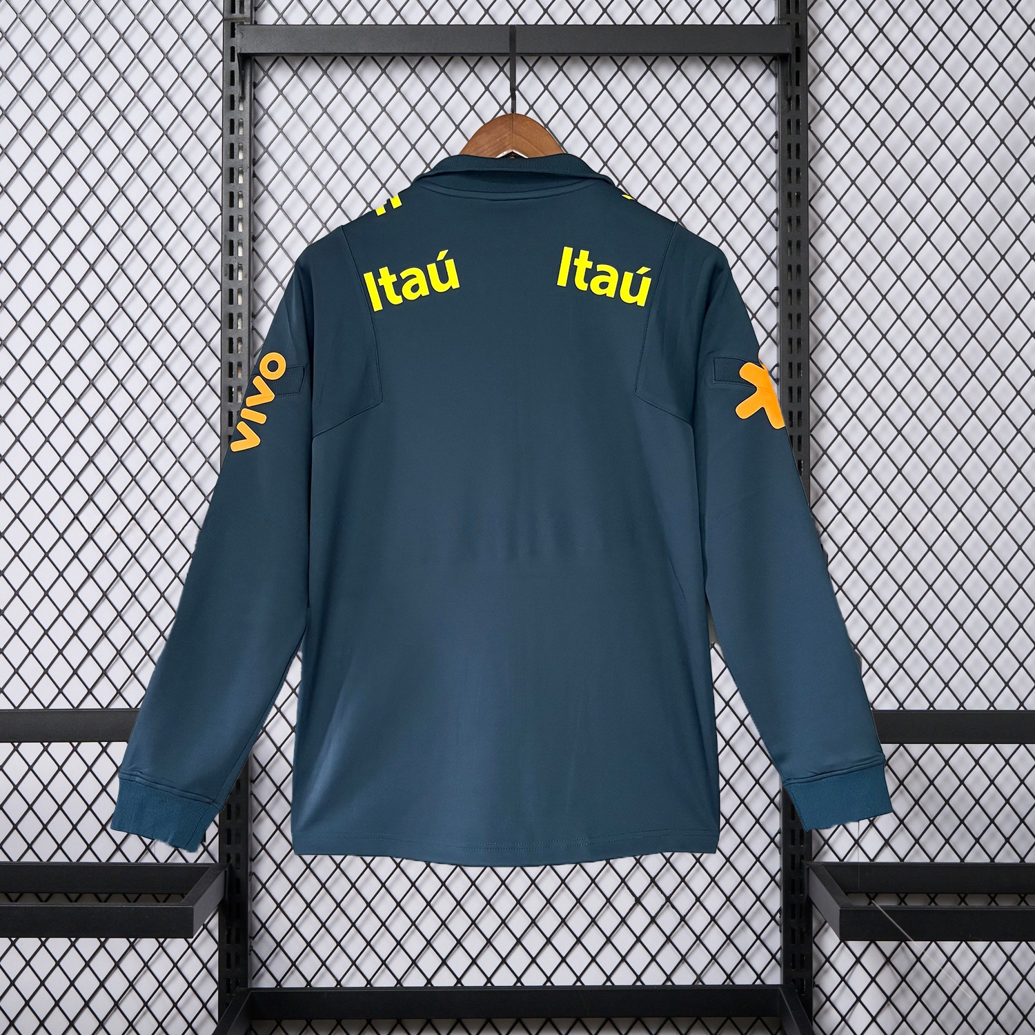 Retro Brazil 2022 Pre-Match Dark Blue Unsponsored Windbreaker - UnitedFutballJersey