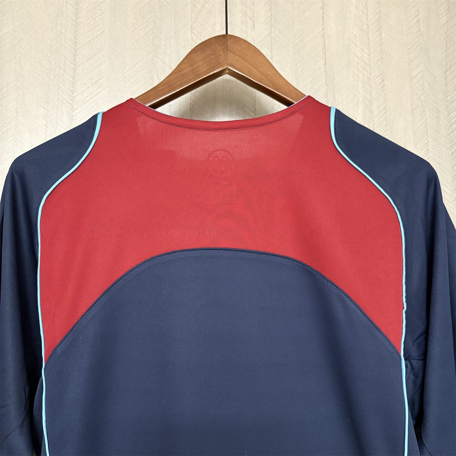 Retro Atletico Madrid 2004-05 Away Long Sleeves Jersey - S.p.i.d.e.r M.a.n - UnitedFutballJersey