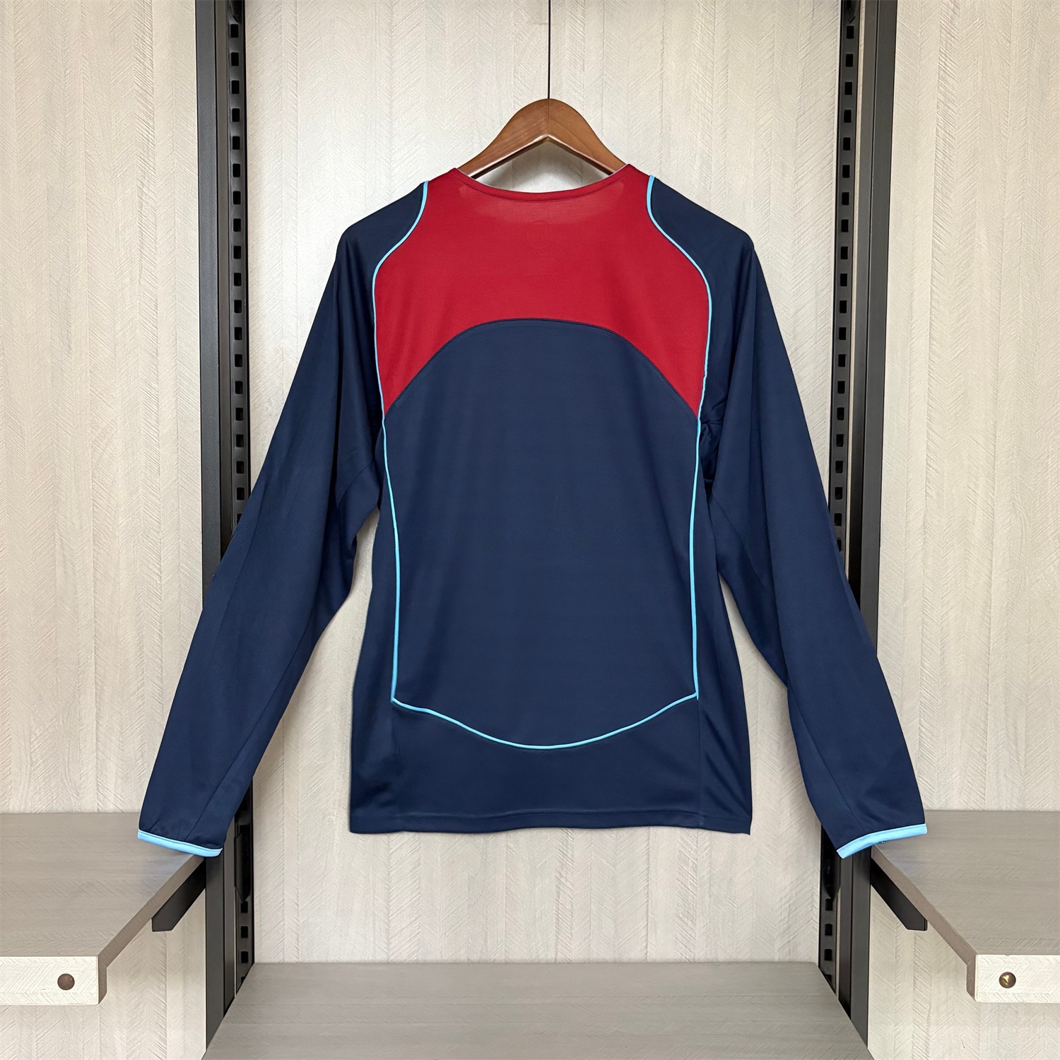 Retro Atletico Madrid 2004-05 Away Long Sleeves Jersey - S.p.i.d.e.r M.a.n - UnitedFutballJersey
