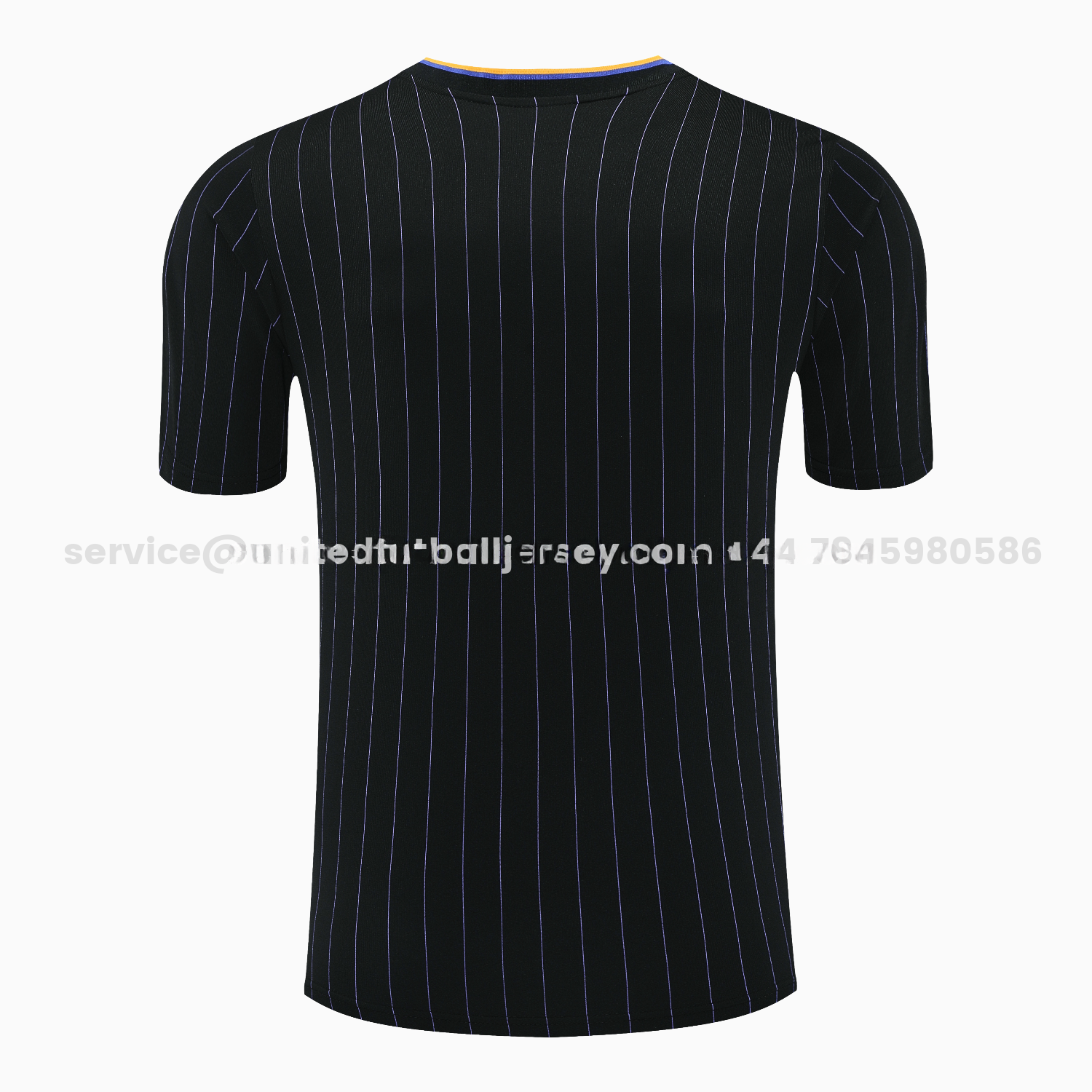 Manchester United 25-26 Trefoil Travel Short-Sleeve Training Set - Black Top & Black Shorts - UnitedFutballJersey