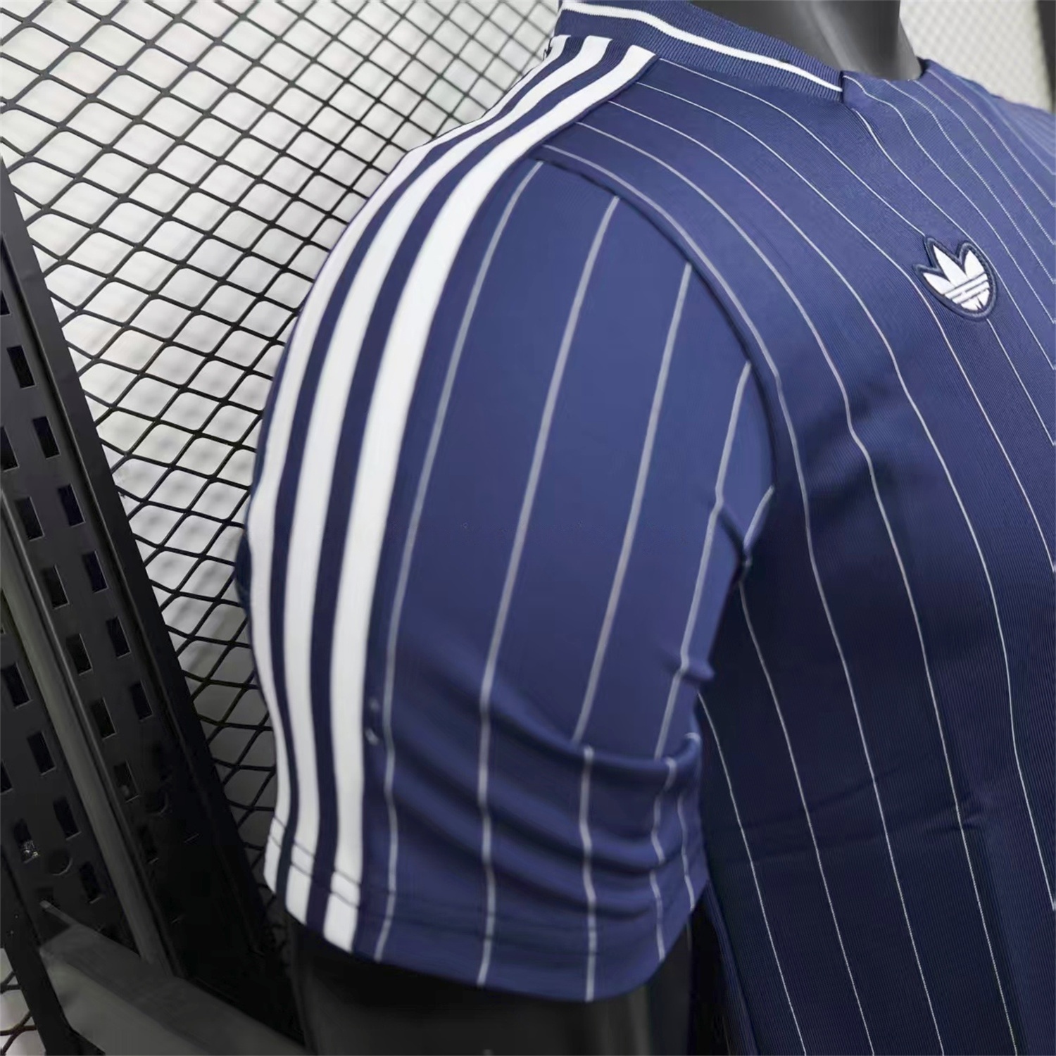 Newcastle United 25-26 Icon Range Travel Special Edition Deep Blue Jersey - Player Version - UnitedFutballJersey