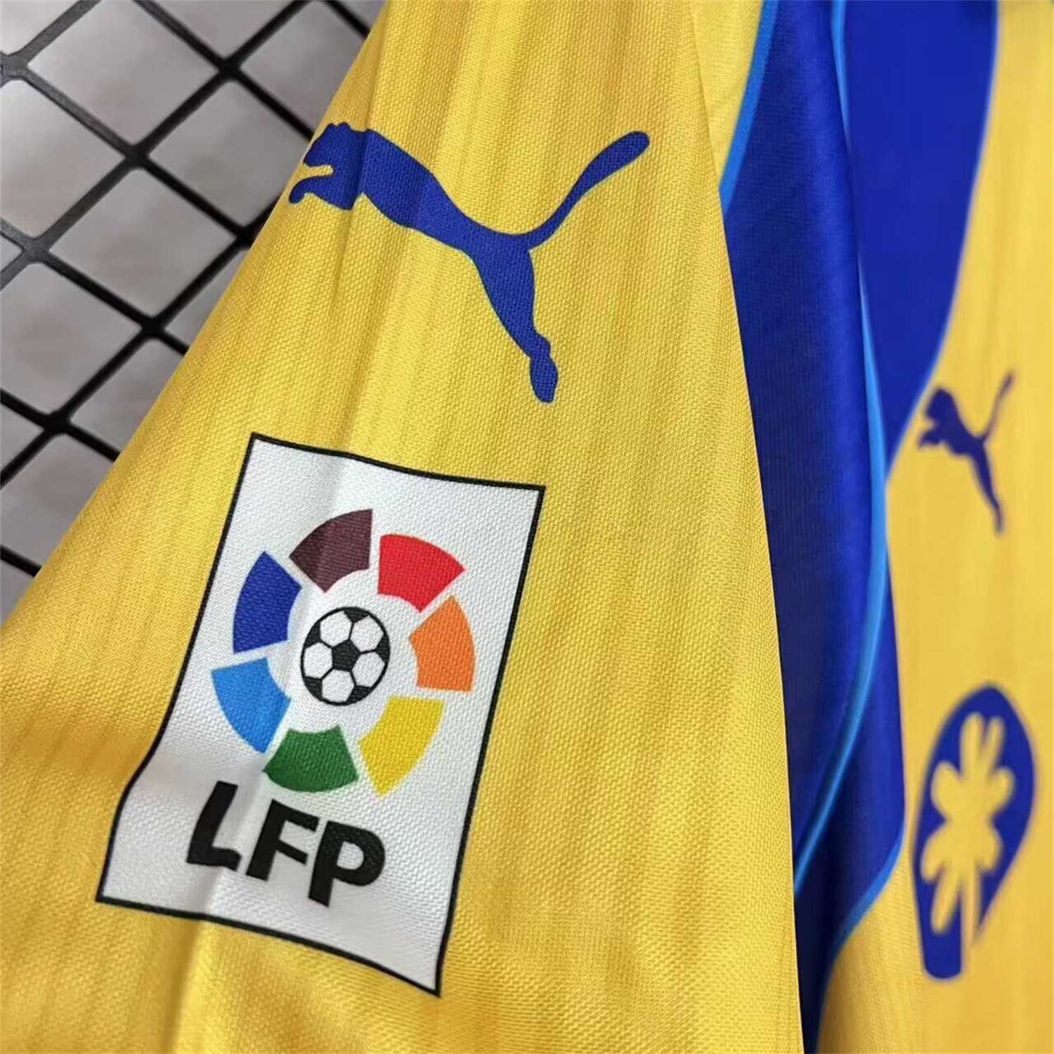Retro Las Palmas 2000-01 Home Jersey - UnitedFutballJersey