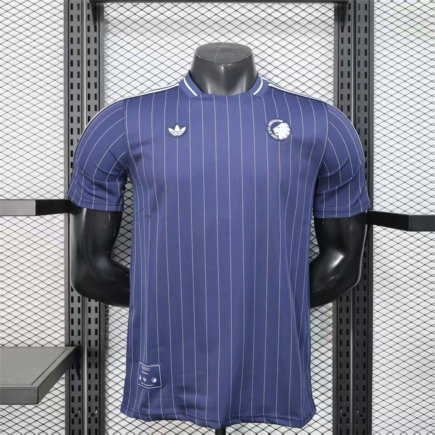 Newcastle United 25-26 Icon Range Travel Special Edition Deep Blue Jersey - Player Version - UnitedFutballJersey