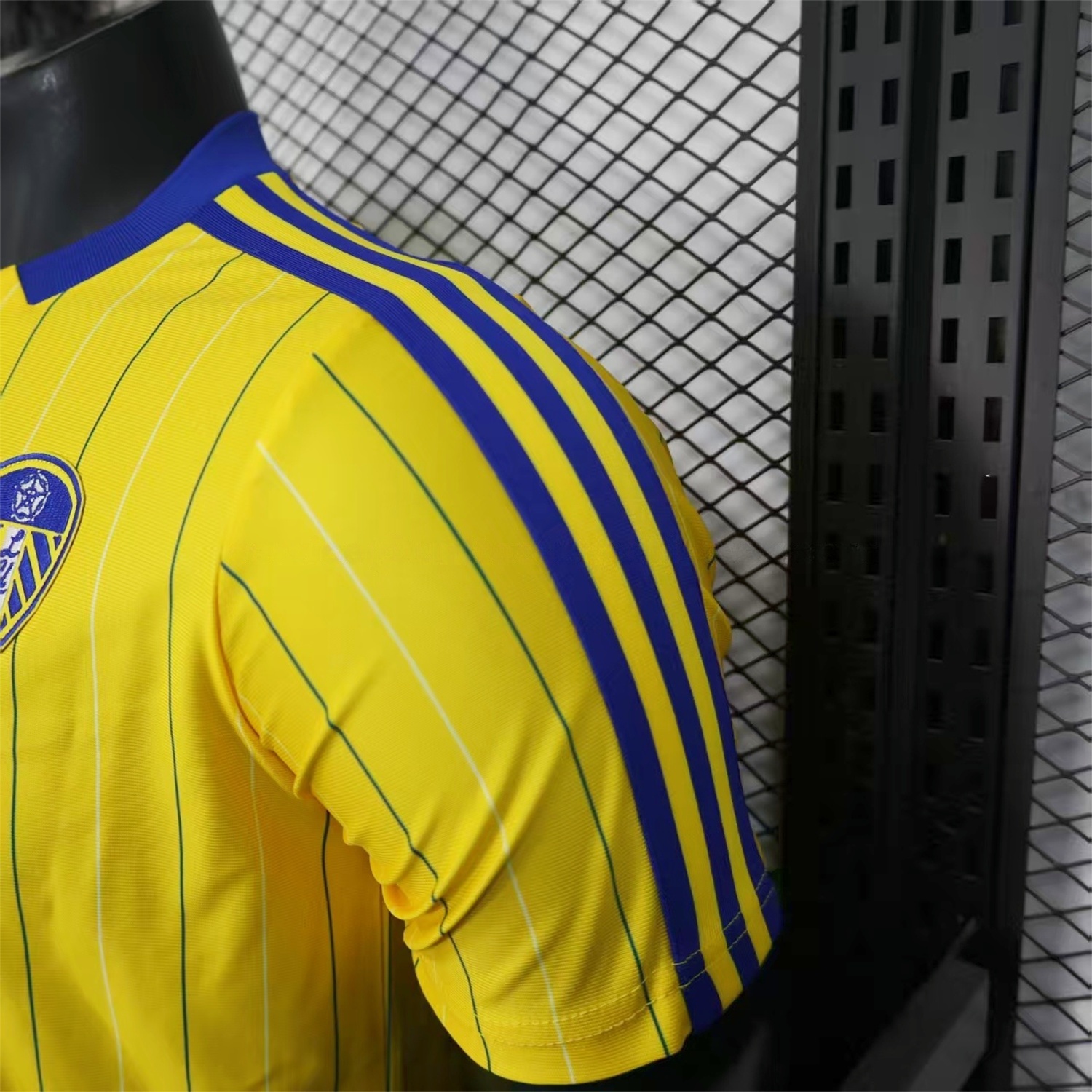 Leeds United 25-26 Icon Travel Special Edition Yellow Jersey - Player Version - UnitedFutballJersey