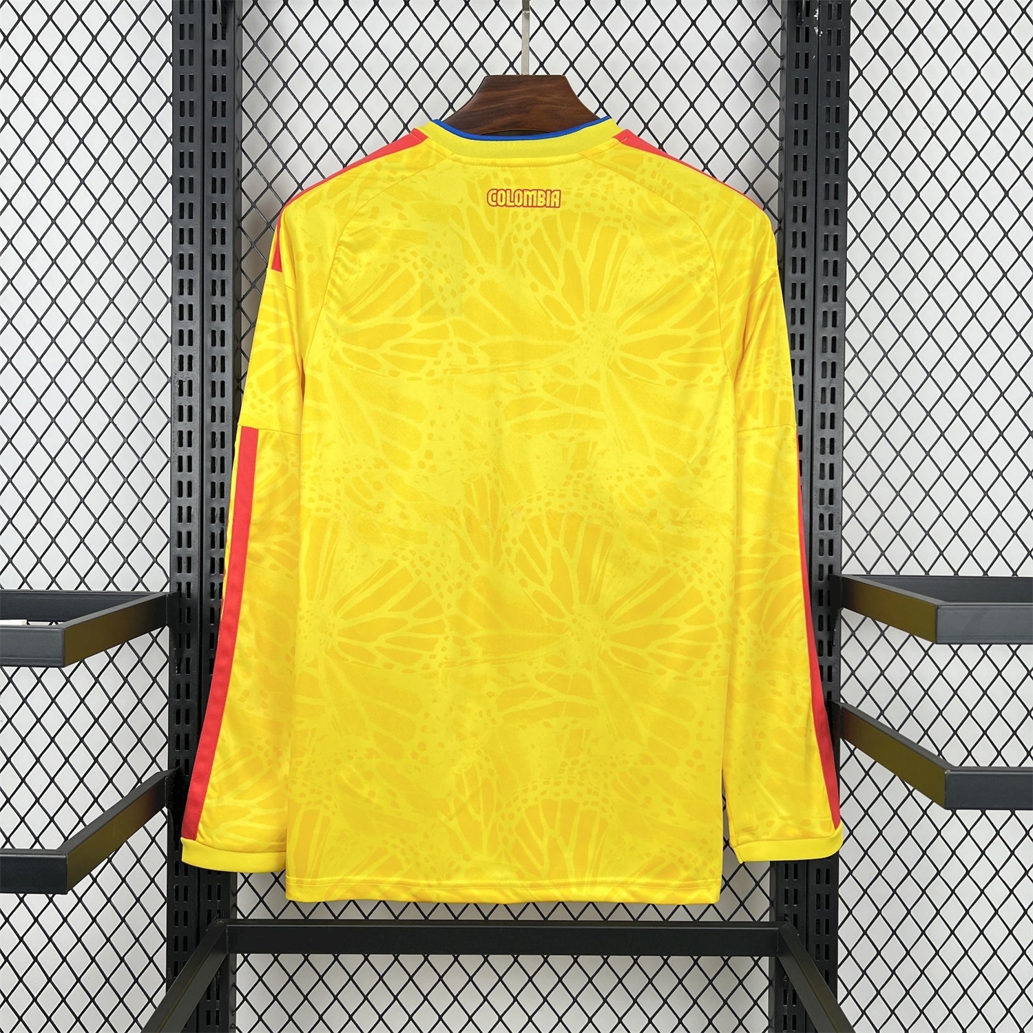 Colombia 2026 Home Long Sleeves Jersey - Fans Version - UnitedFutballJersey
