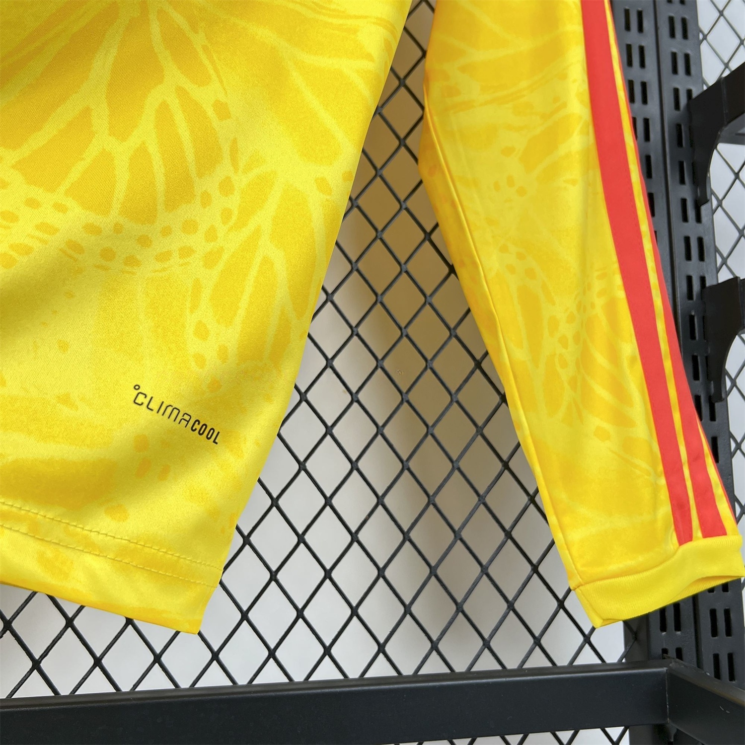 Colombia 2026 Home Long Sleeves Jersey - Fans Version - UnitedFutballJersey