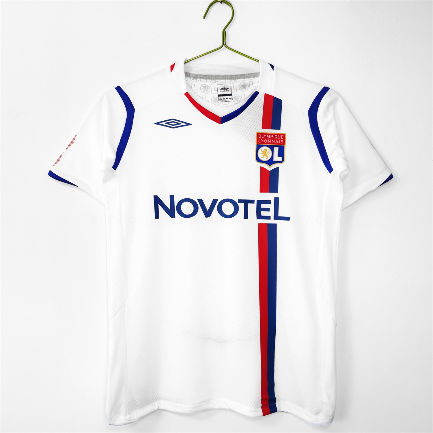 Retro Lyon 2008-09 Home Jersey - UnitedFutballJersey