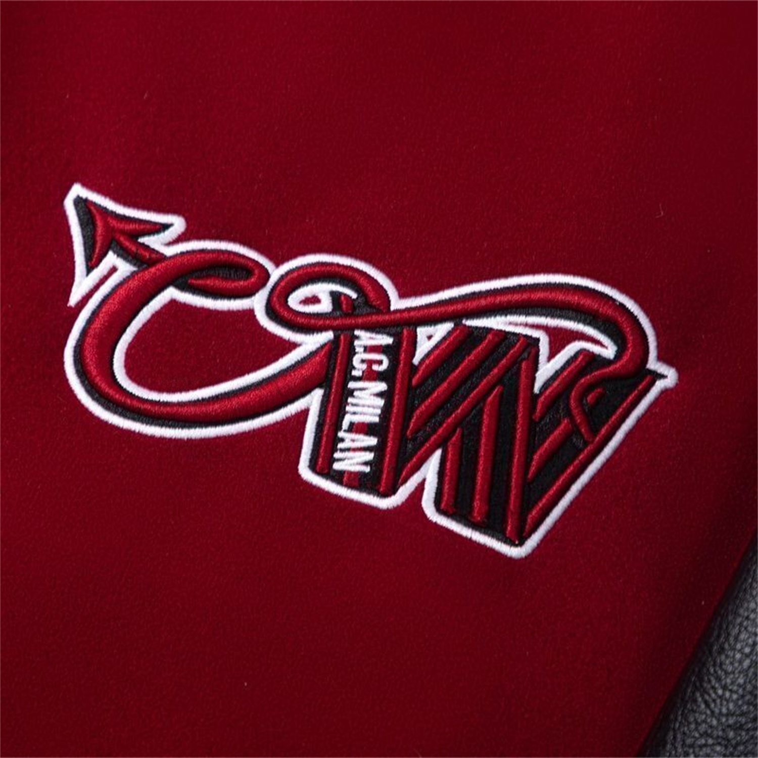 AC Milan 25-26 Off-White Warm Windbreaker Jacket - Wine Red And Black - UnitedFutballJersey