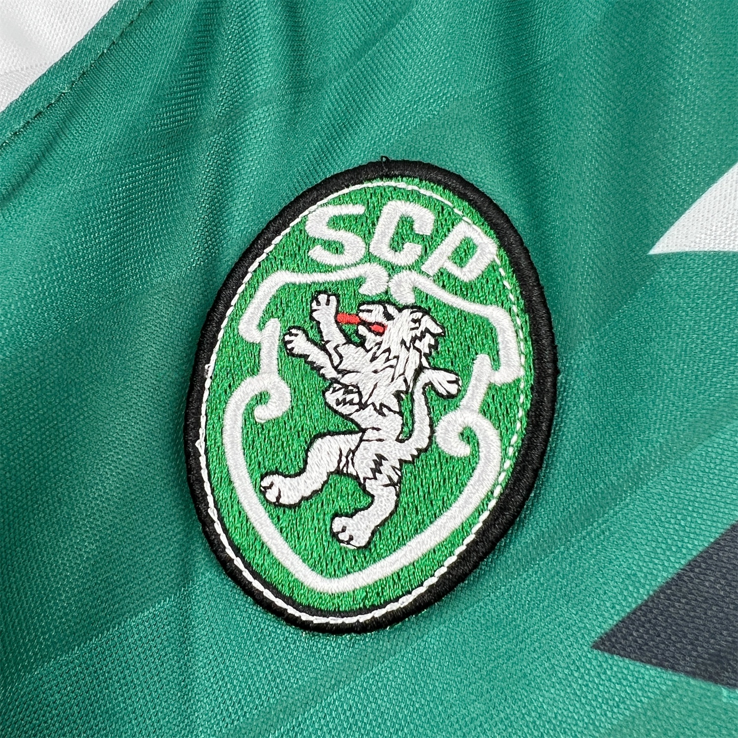 Sporting CP 25-26 Retro Style Green Special Jersey - Fans Version - UnitedFutballJersey