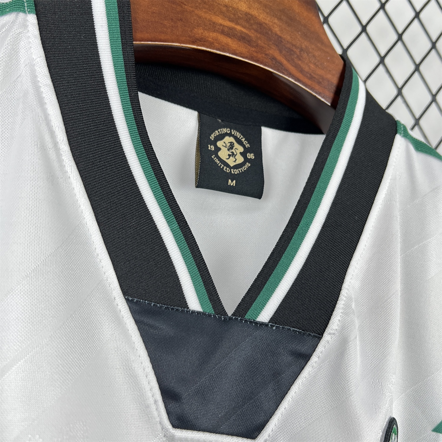 Sporting CP 25-26 Retro Style White Special Jersey - Fans Version - UnitedFutballJersey
