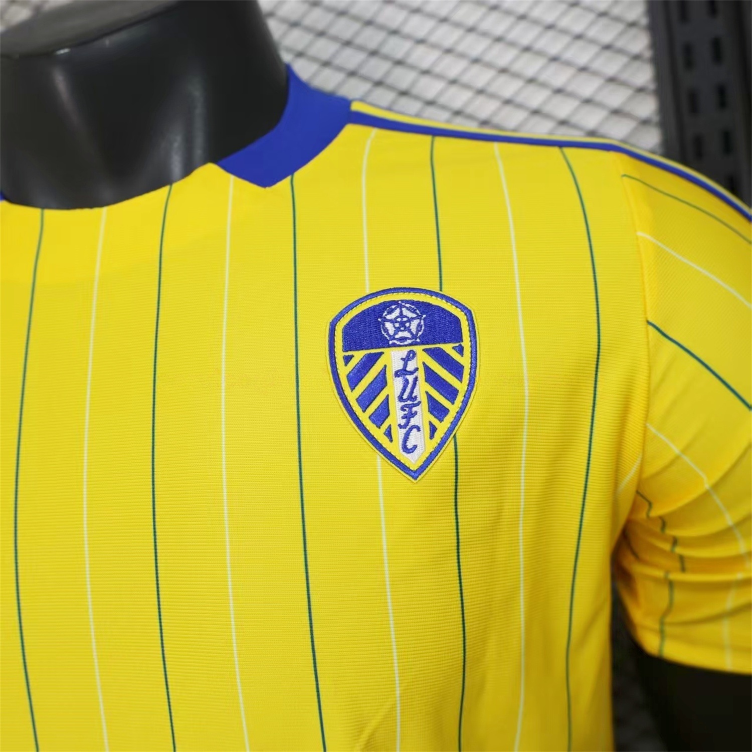 Leeds United 25-26 Icon Travel Special Edition Yellow Jersey - Player Version - UnitedFutballJersey