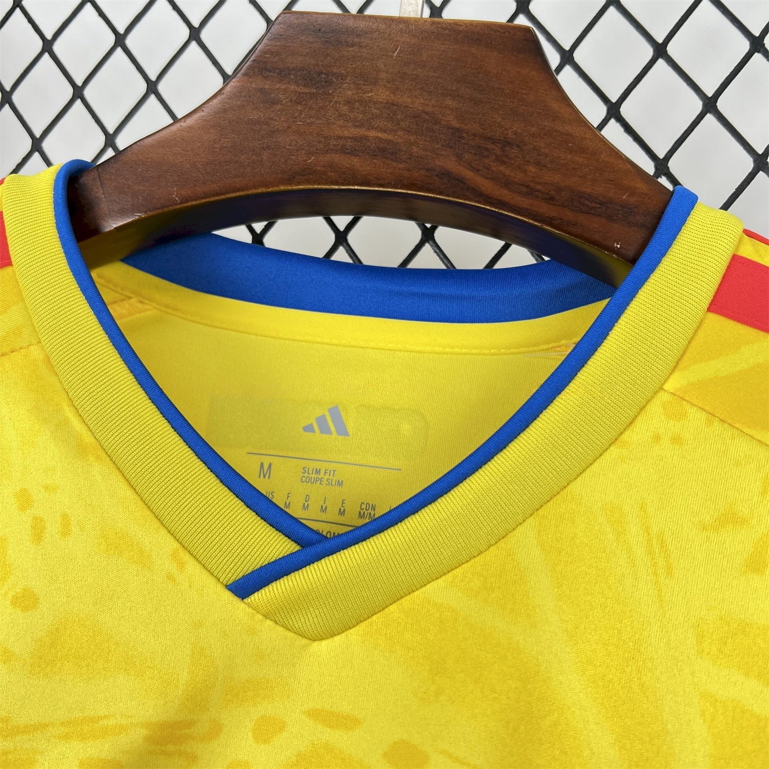 Colombia 2026 Home Long Sleeves Jersey - Fans Version - UnitedFutballJersey