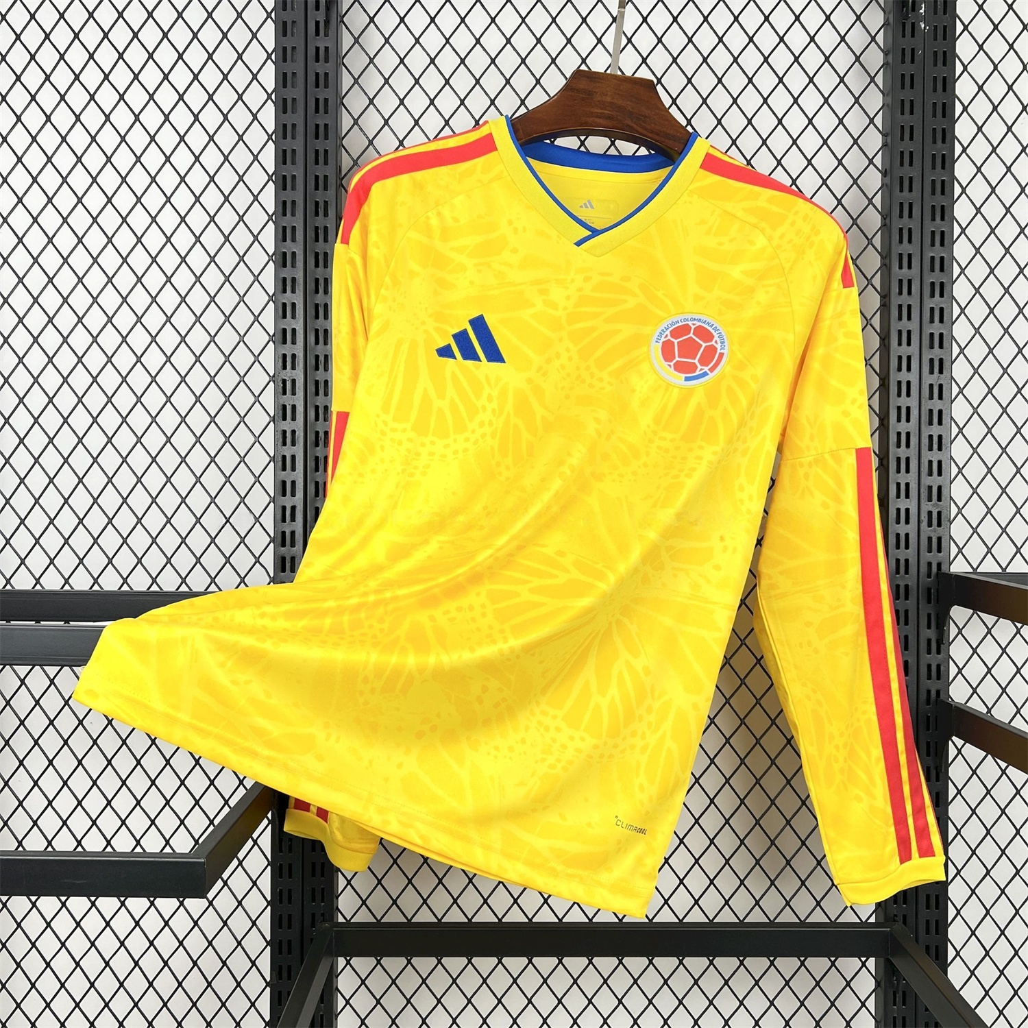 Colombia 2026 Home Long Sleeves Jersey - Fans Version - UnitedFutballJersey