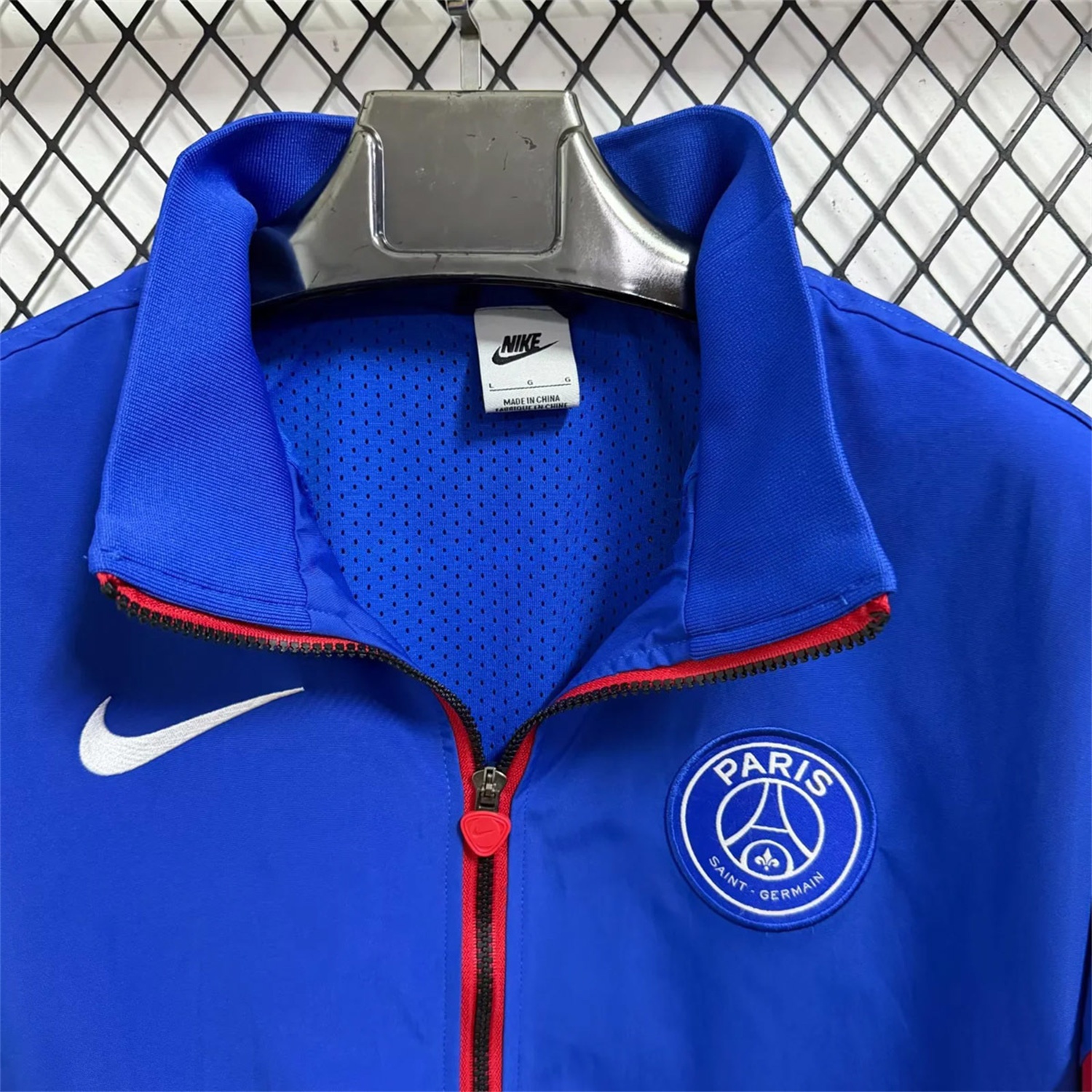 Paris Saint-Germain PSG 25-26 Windbreaker Jacket - Blue - UnitedFutballJersey