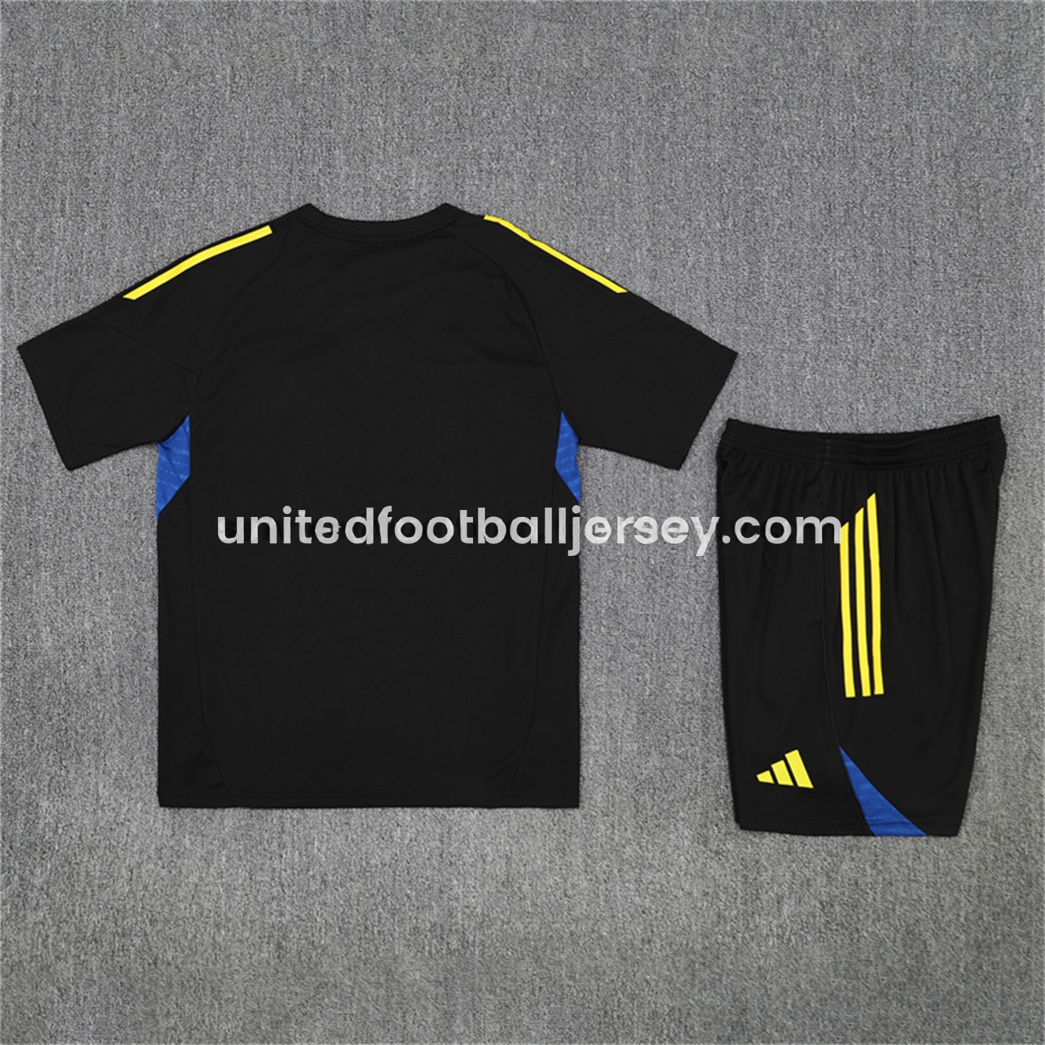Manchester United 25-26 Short-Sleeve Training Set - Black Top & Black shorts - UnitedFutballJersey