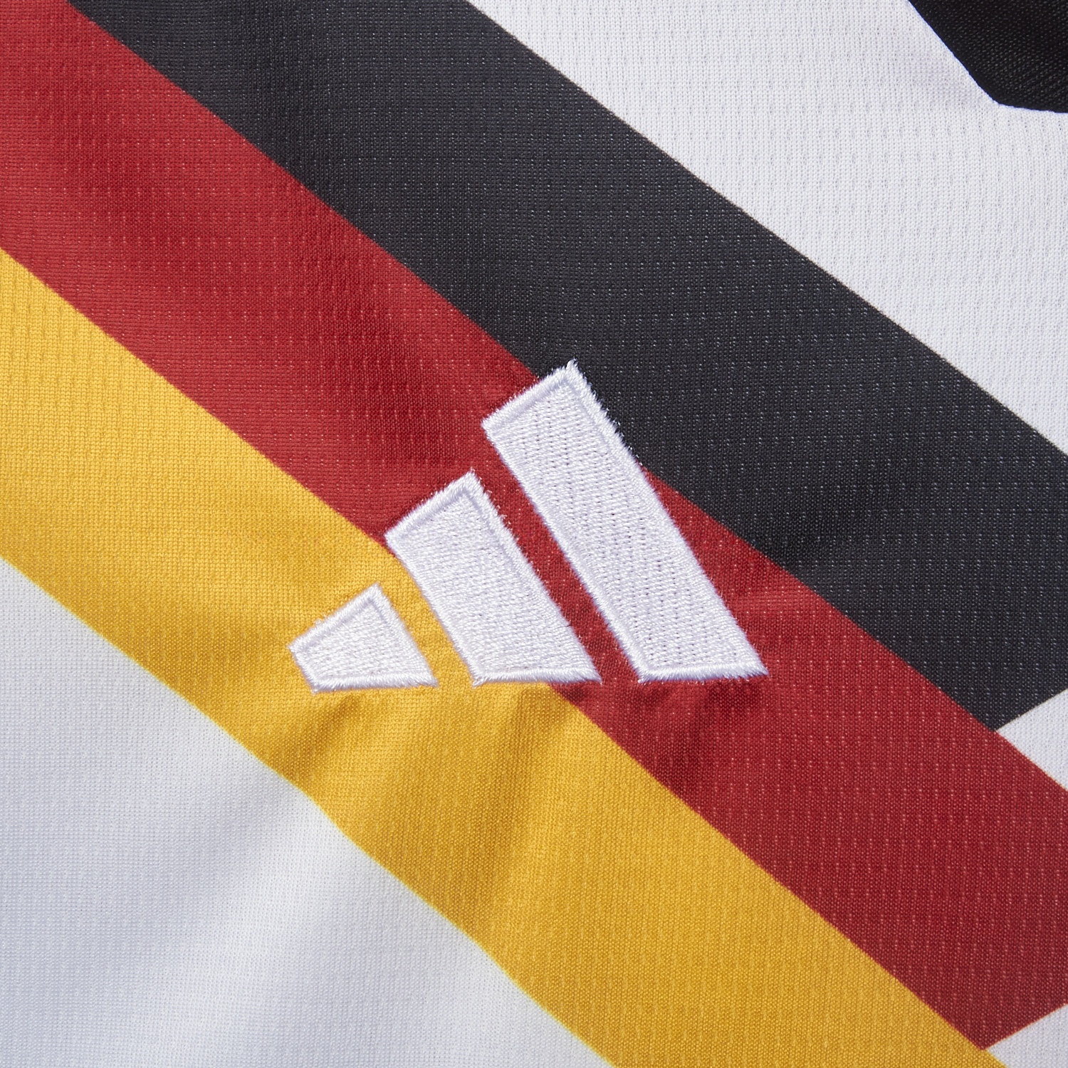 Women's Germany 2026 Home Cropped Jersey - UnitedFutballJersey