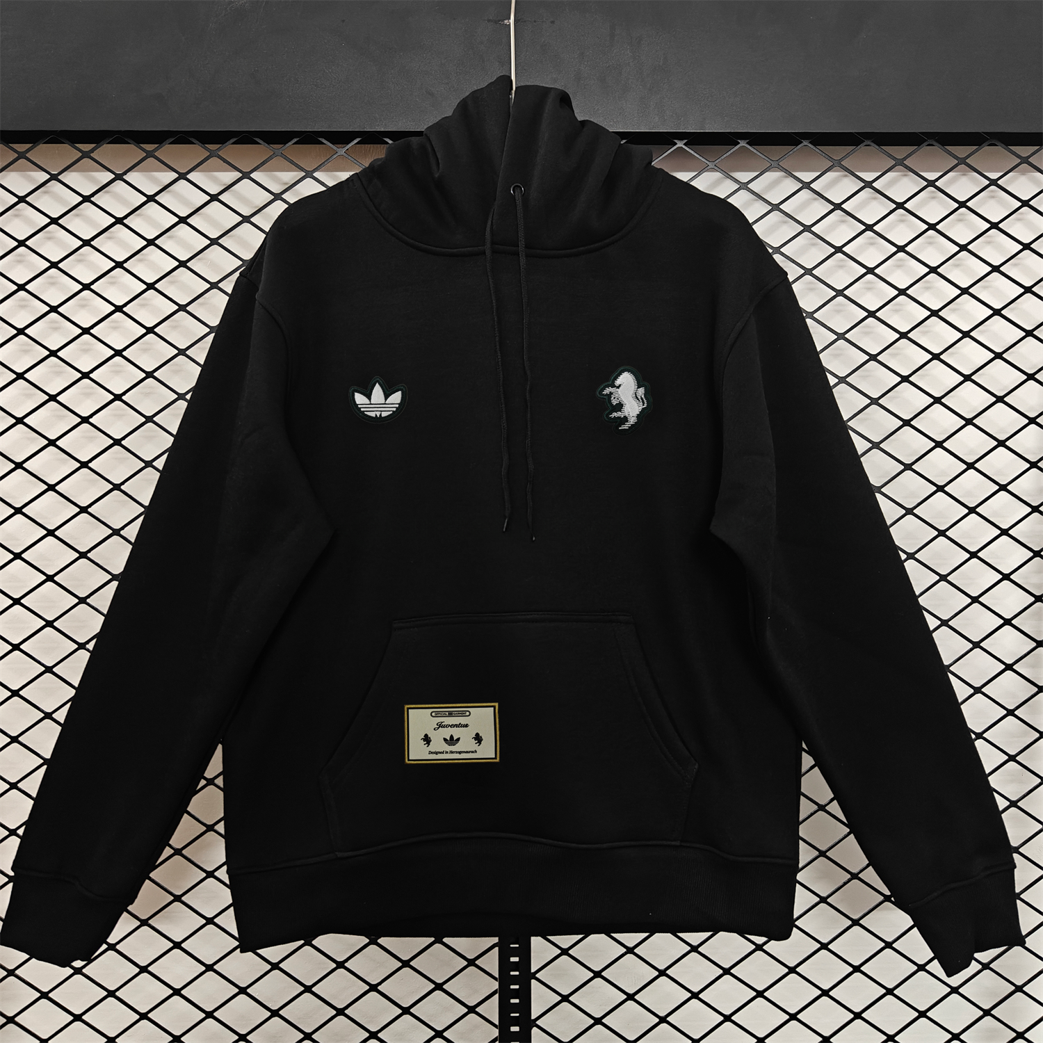 Juventus 25-26 Originals Terrace Icon Unisex Pullover Hoodie - UnitedFutballJersey