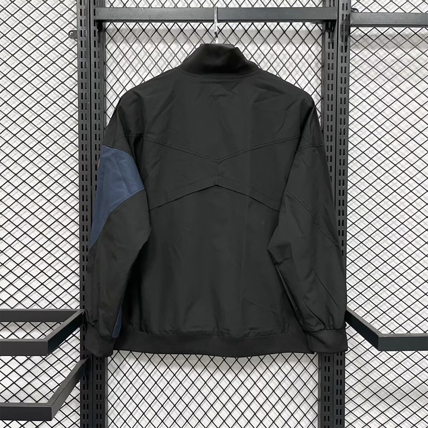 Inter Milan 25-26 Windbreaker Jacket - Black - UnitedFutballJersey