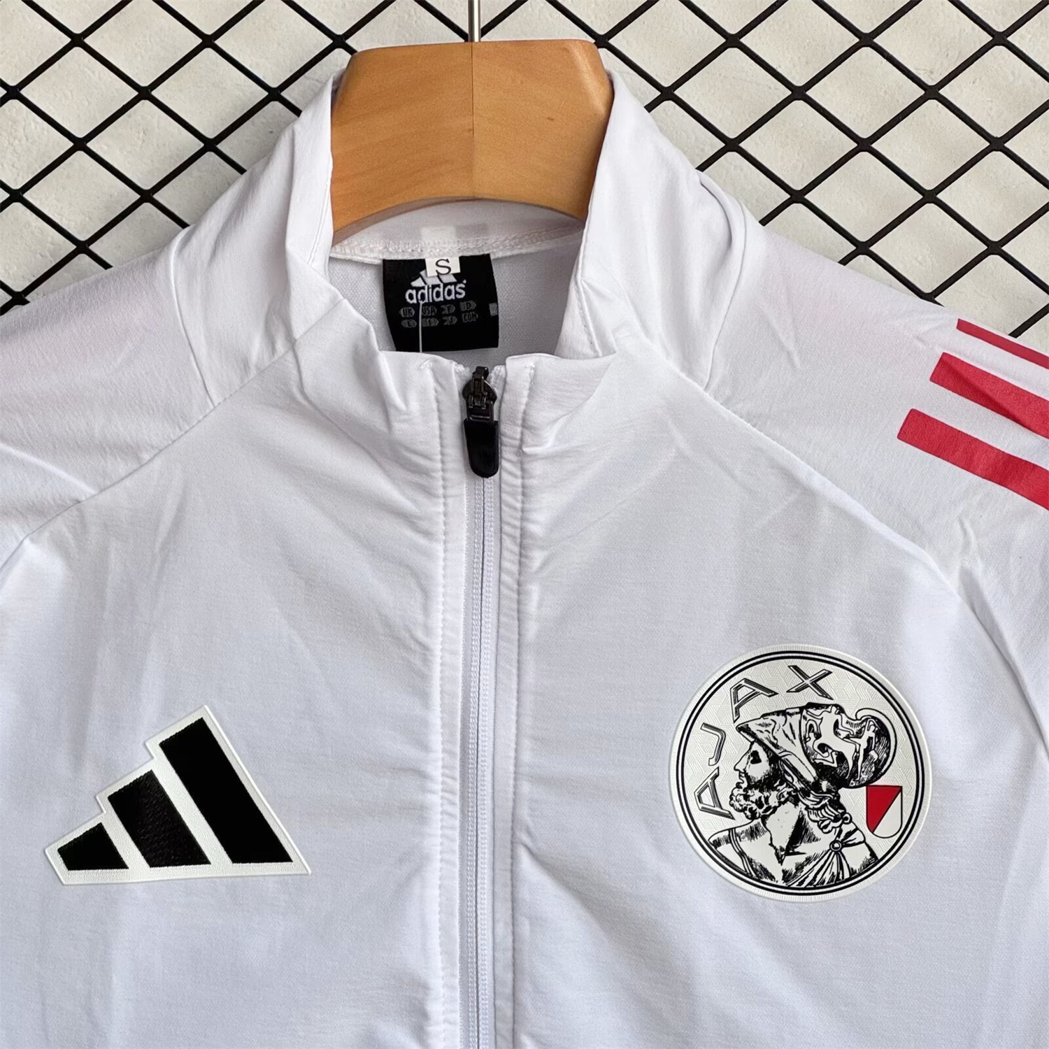 Ajax 25-26 Windbreaker Training Set - White Top and Black Pants - UnitedFutballJersey