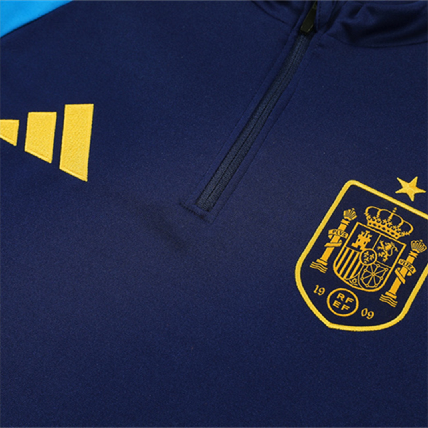 Spain 2026 Kids Long Sleeve Training Set - Royal Blue Top & Pants - UnitedFutballJersey