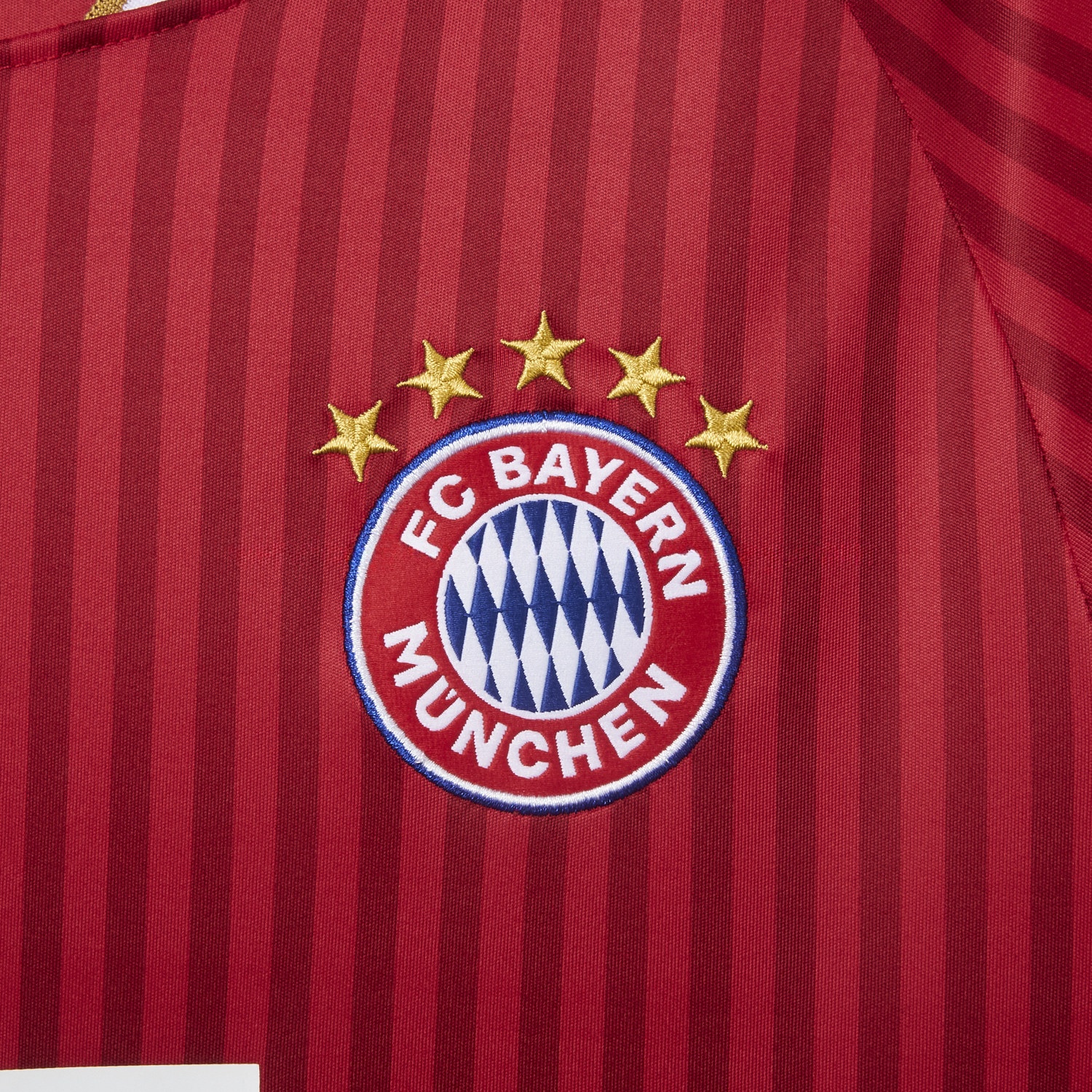Bayern Munich 26-27 Home Jersey - Fans Version - UnitedFutballJersey