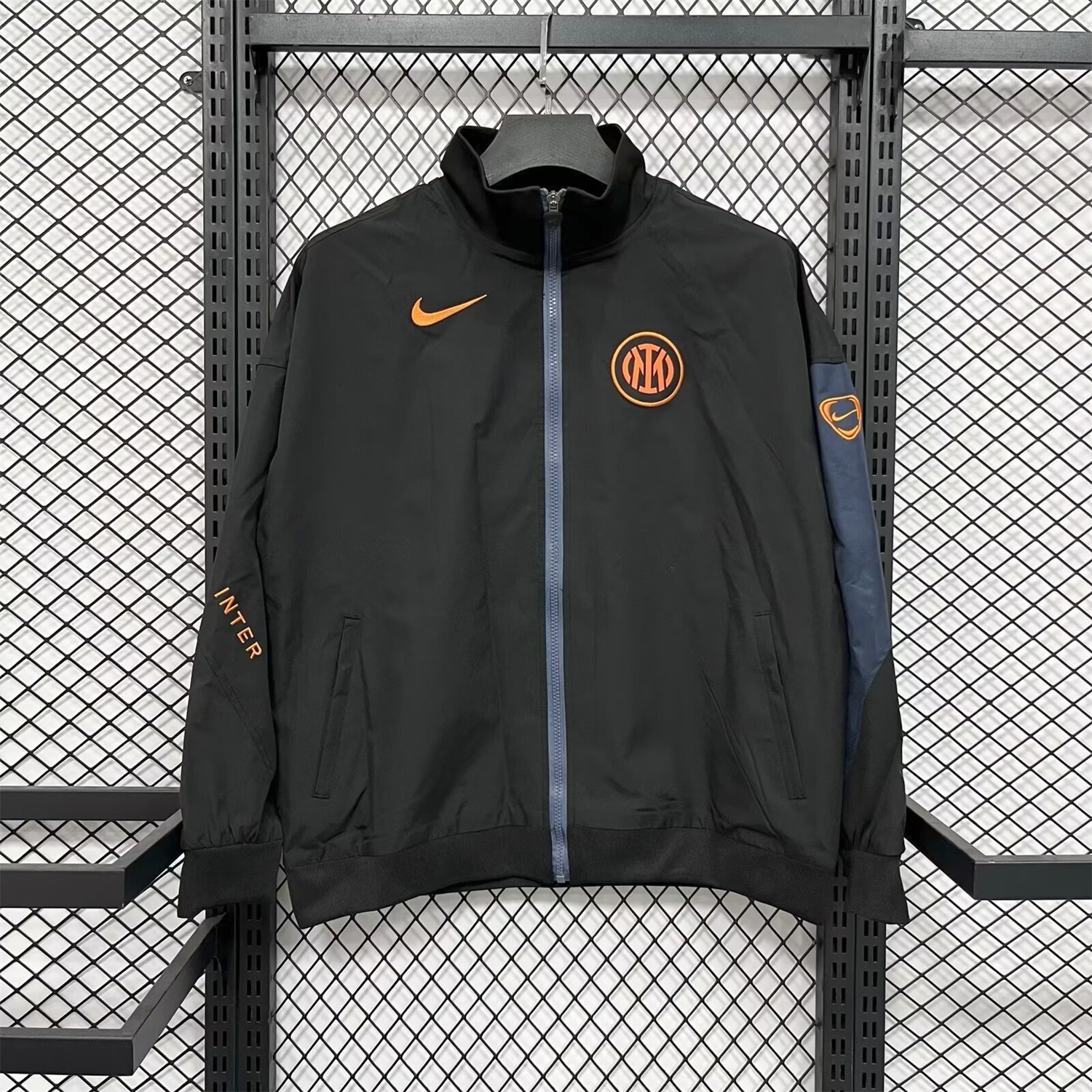Inter Milan 25-26 Windbreaker Jacket - Black - UnitedFutballJersey