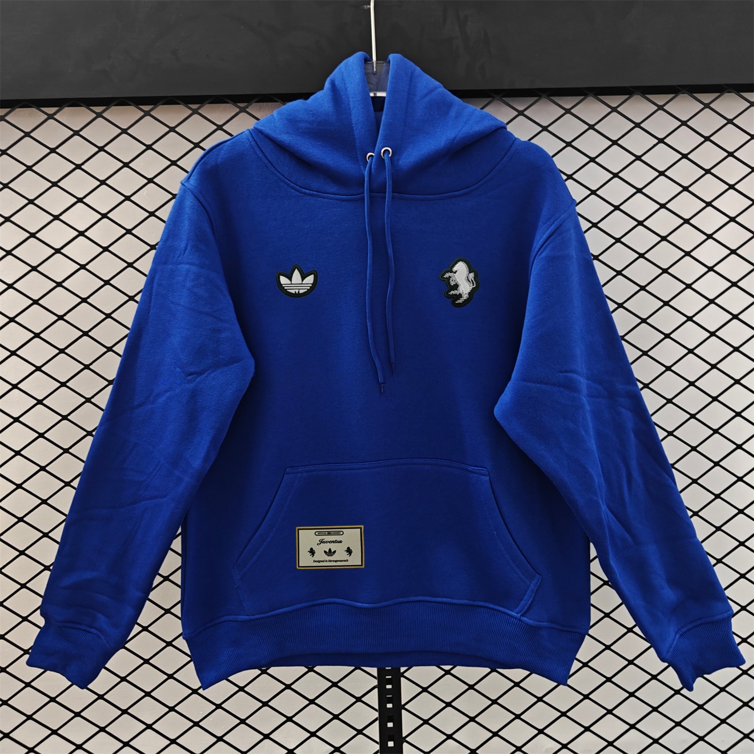 Juventus 25-26 Originals Terrace Icon Unisex Pullover Hoodie - UnitedFutballJersey